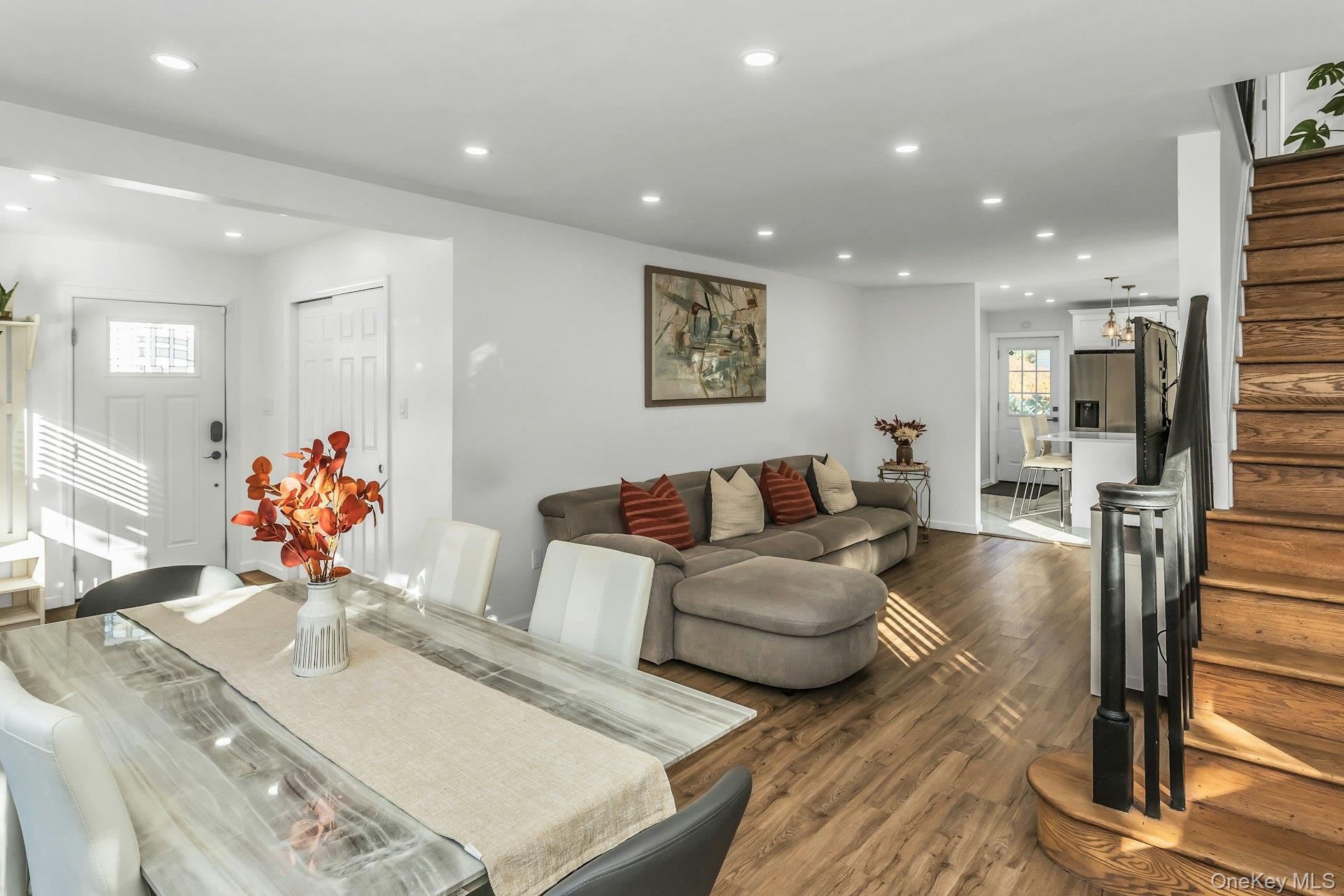 #7 photo, 42 13th Street, Locust Valley , NY 11560