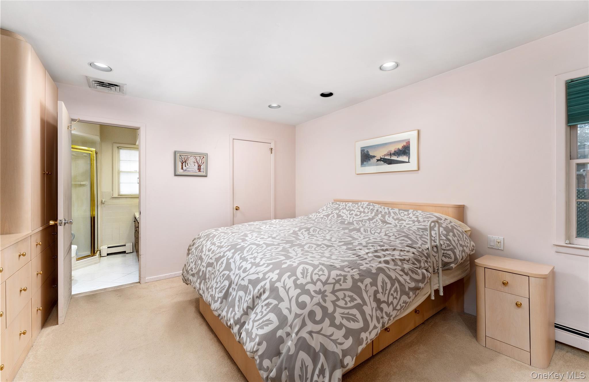 #10 photo, 9 Eaton Road, Syosset , NY 11791