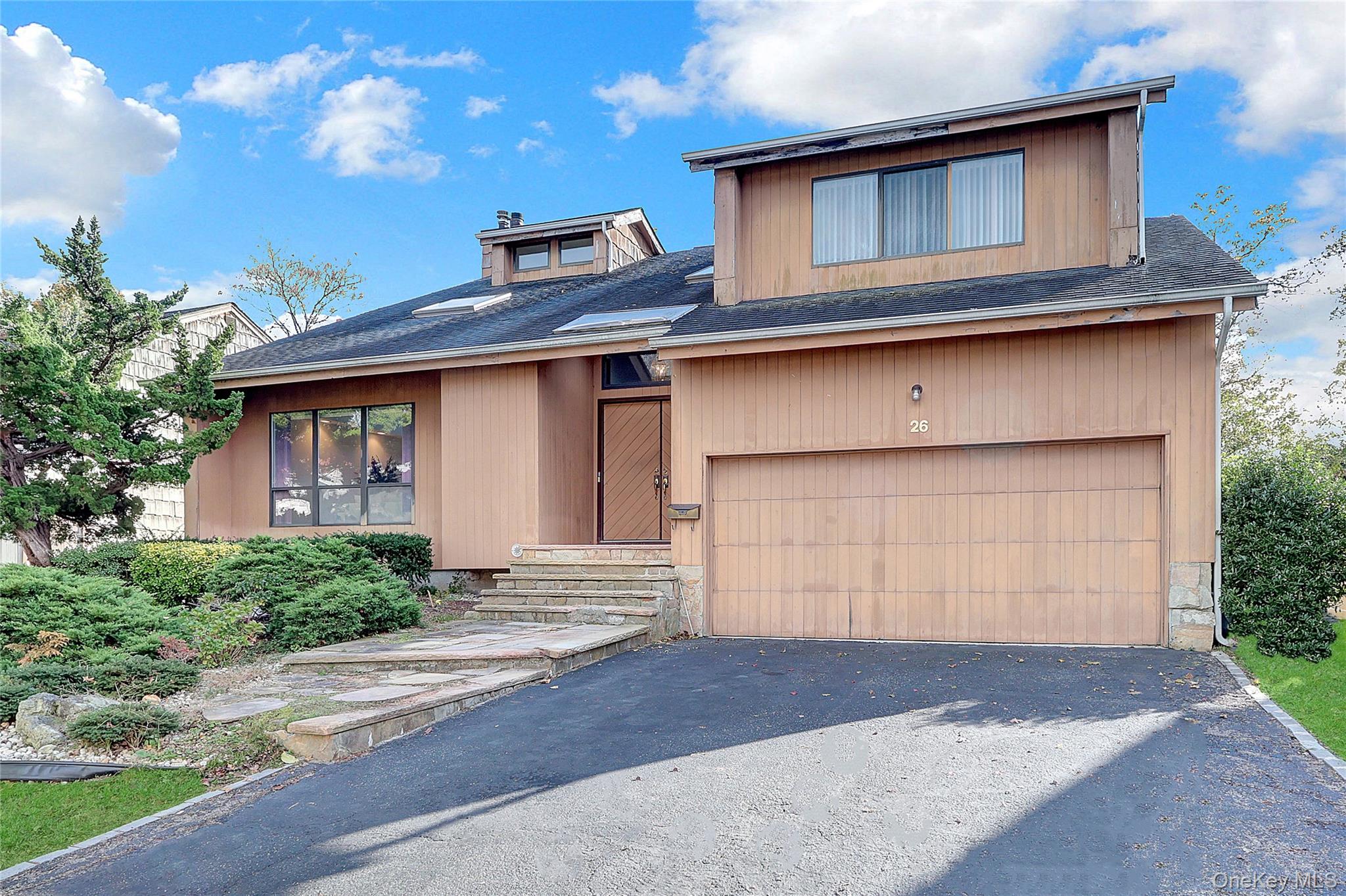 #2 photo, 26 Anne Drive, Hicksville , NY 11801