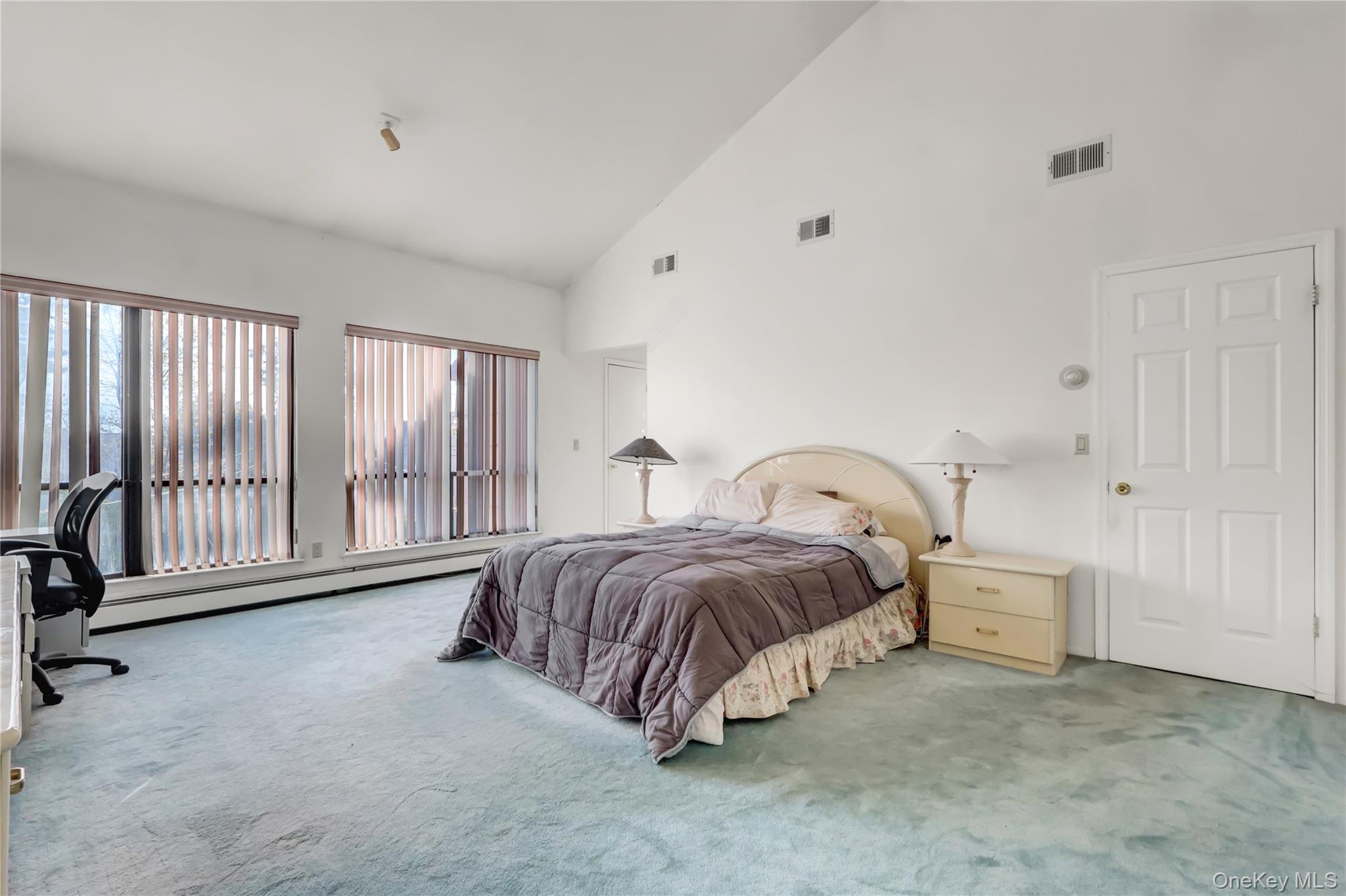 #20 photo, 26 Anne Drive, Hicksville , NY 11801