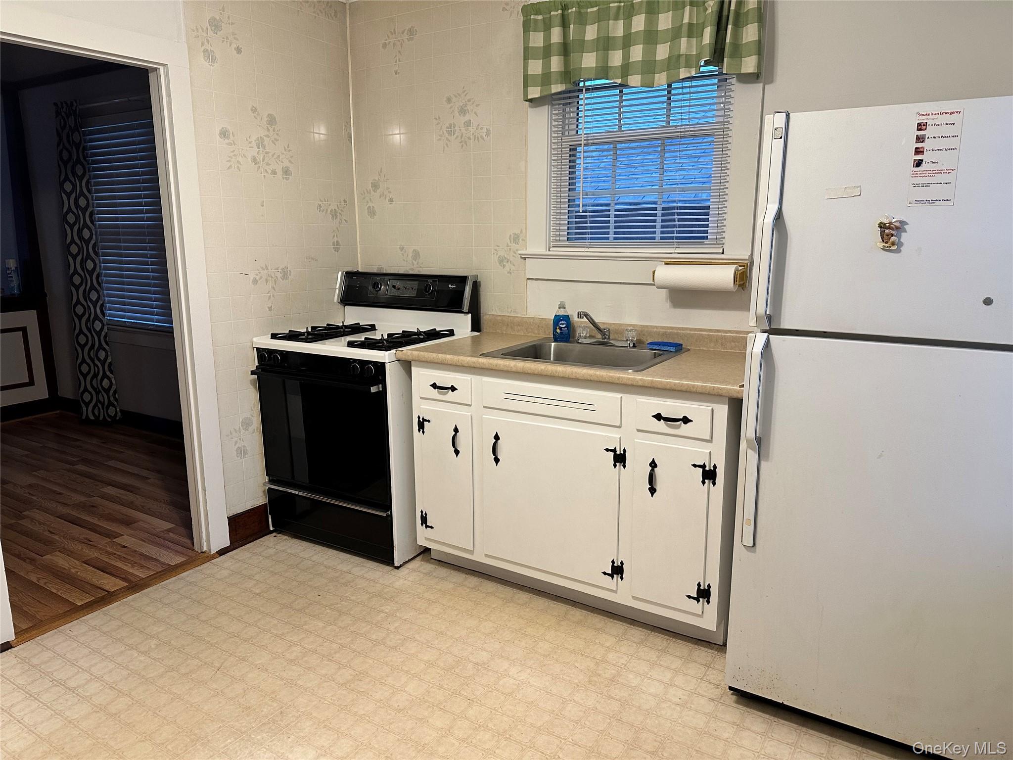 #10 photo, 517 Flint Street, Greenport , NY 11944