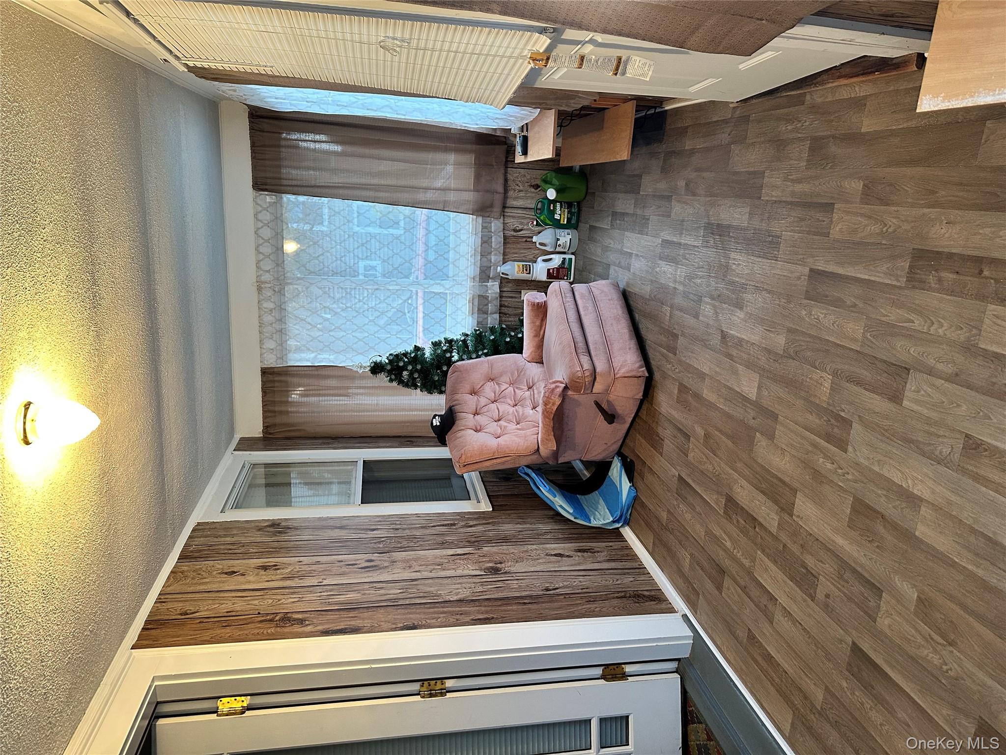 #5 photo, 517 Flint Street, Greenport , NY 11944