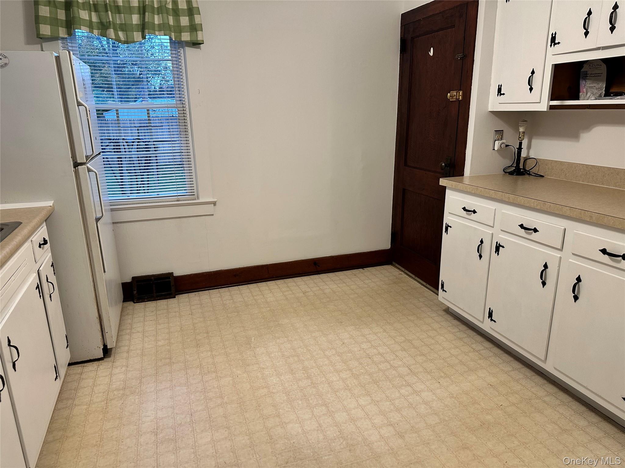 #9 photo, 517 Flint Street, Greenport , NY 11944