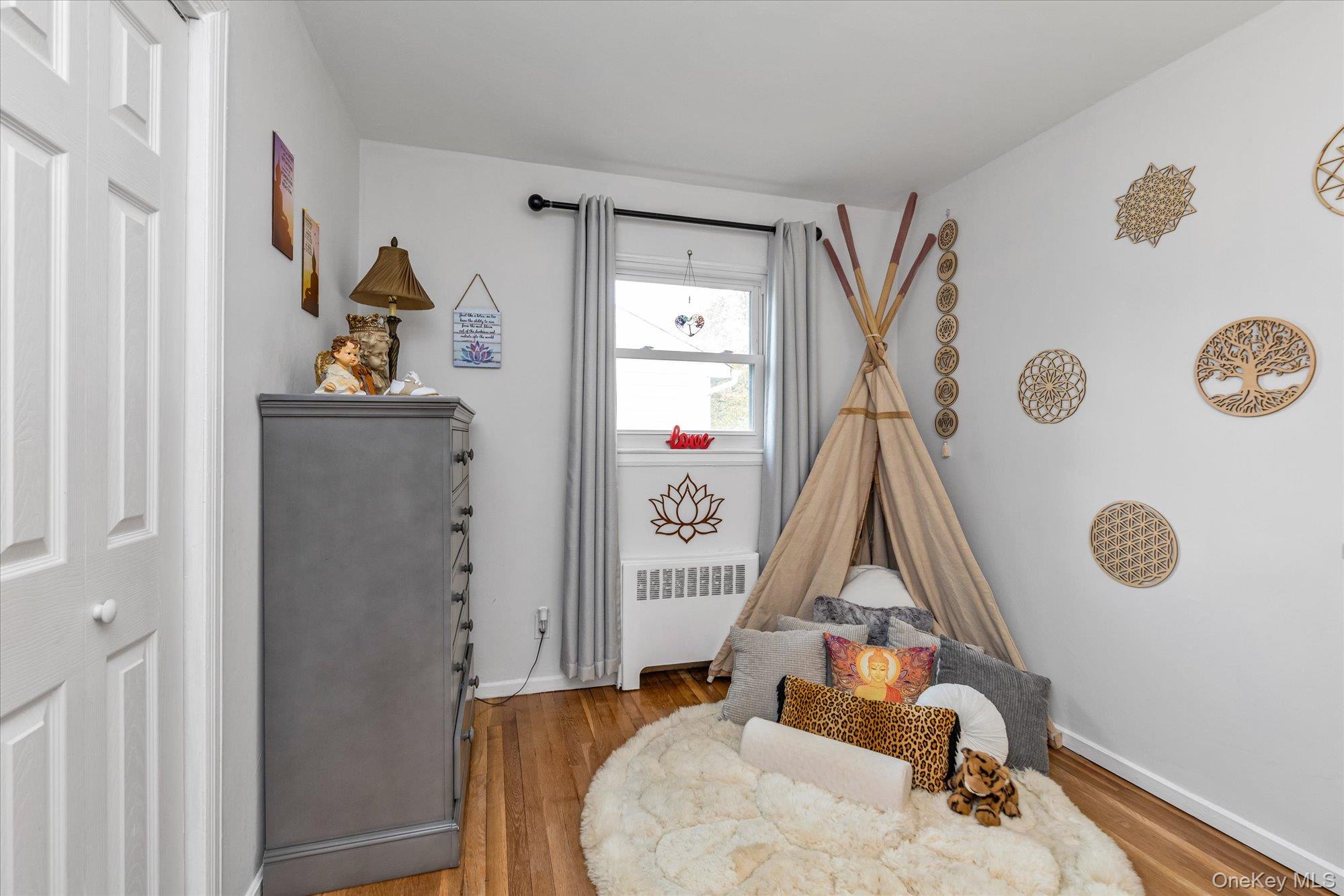 #6 photo, 60 Pell Terrace, Garden City , NY 11530