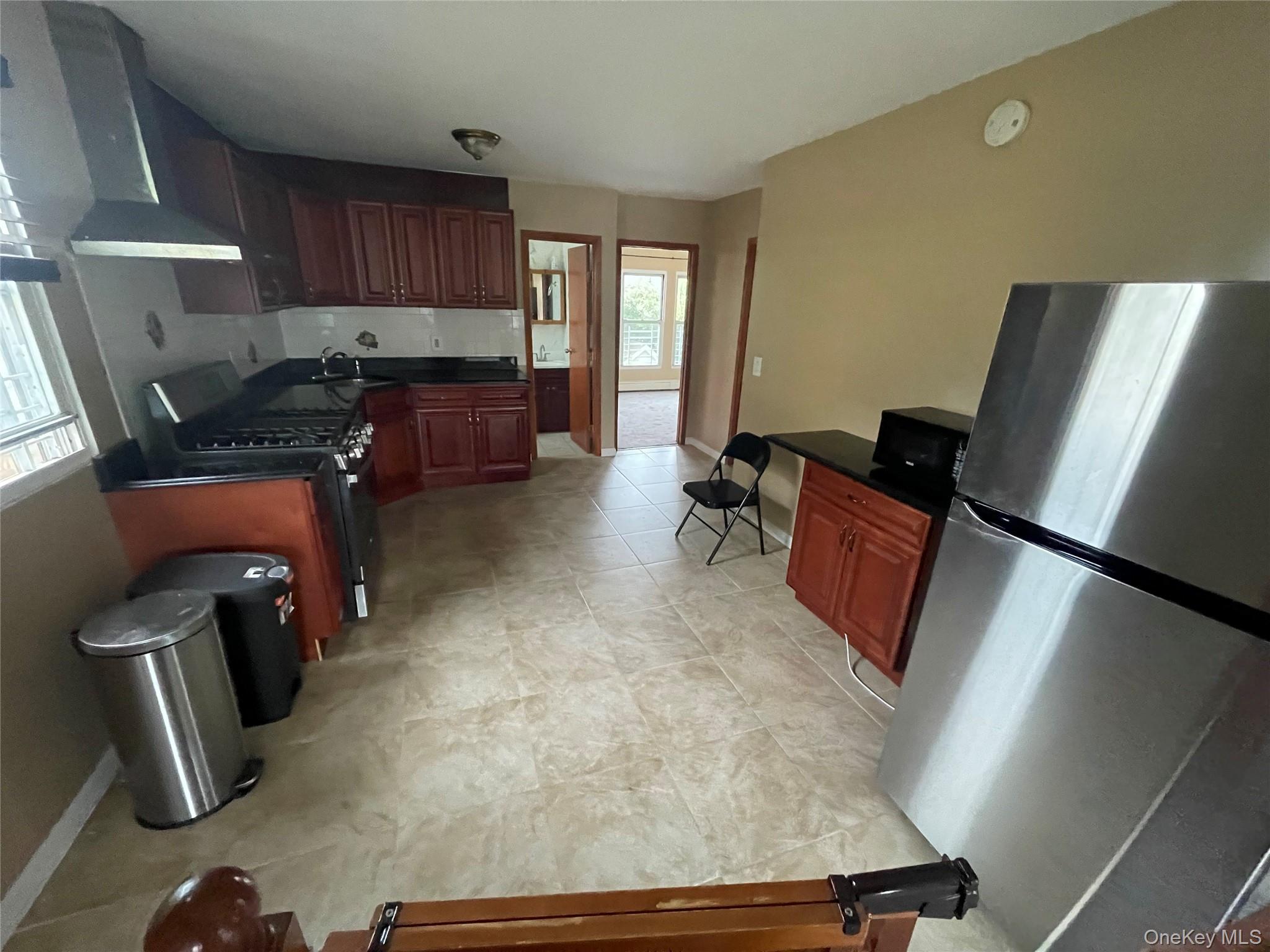 #6 photo, 8901 249th Street, Bellerose , NY 11426