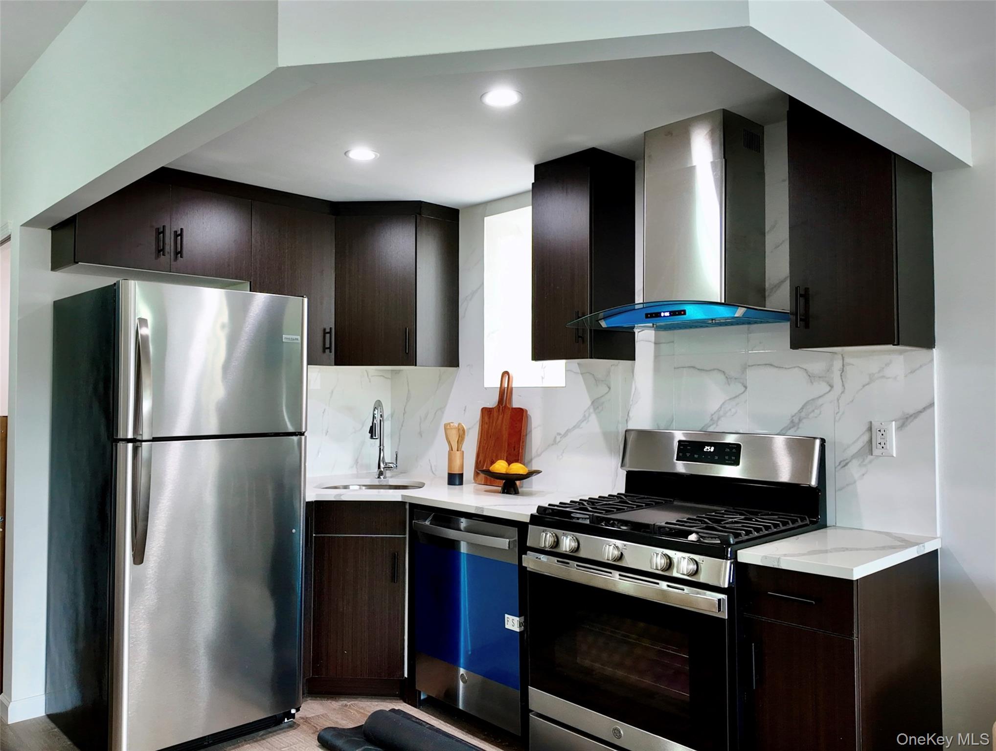 #5 photo, 9730 64th Avenue, Rego Park , NY 11374