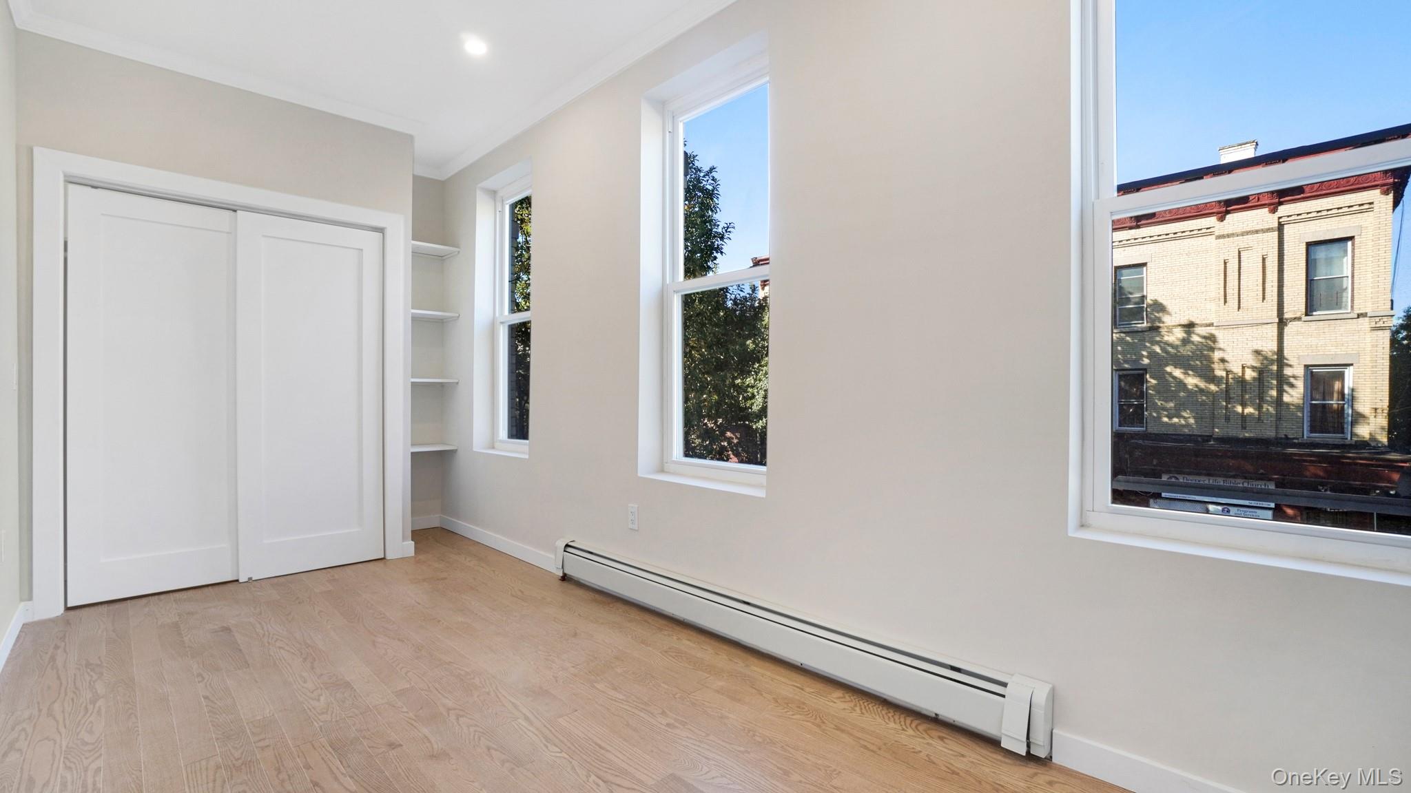 #4 photo, 386 Chauncey Street, Brooklyn , NY 11233