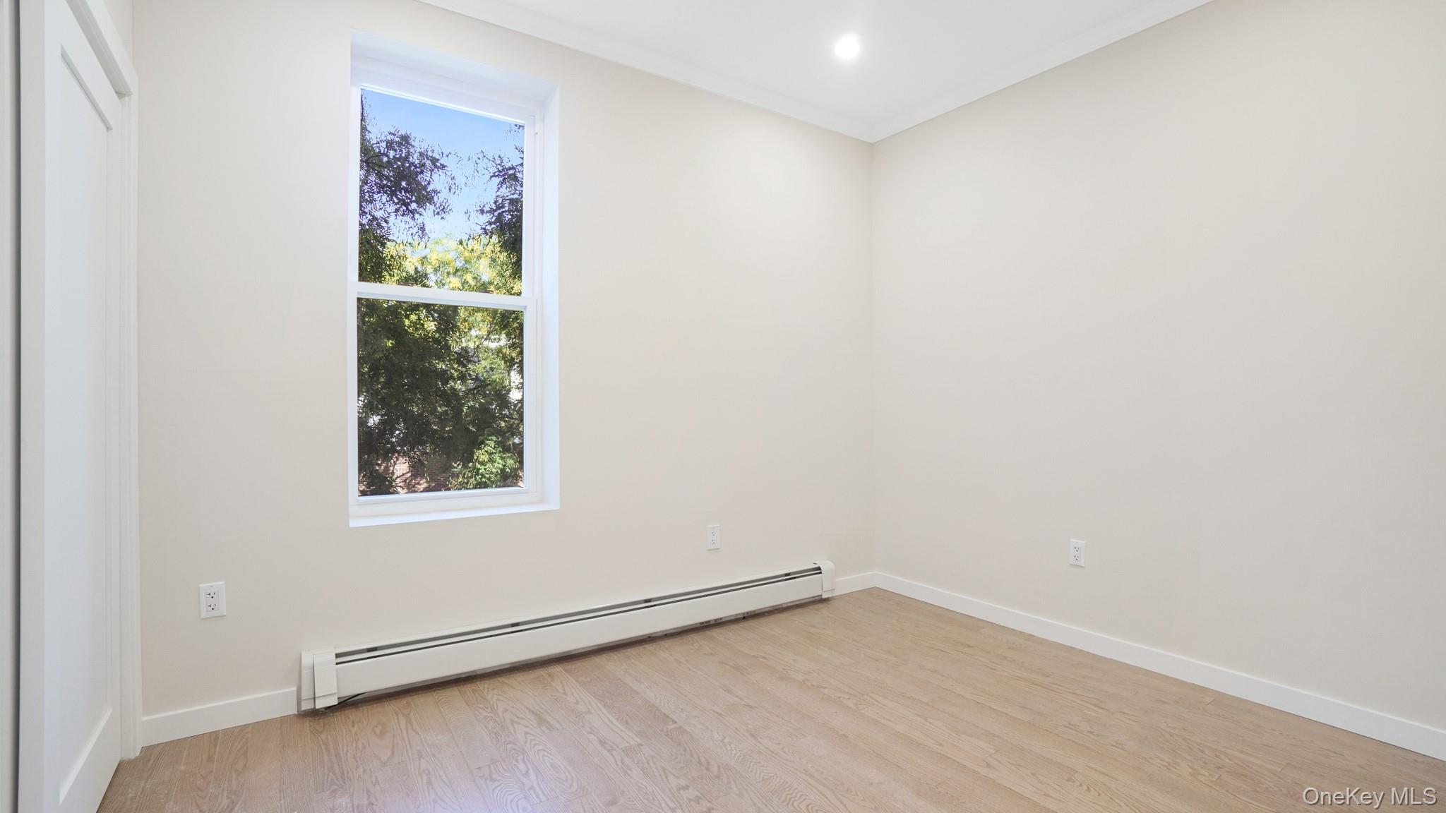 #8 photo, 386 Chauncey Street, Brooklyn , NY 11233