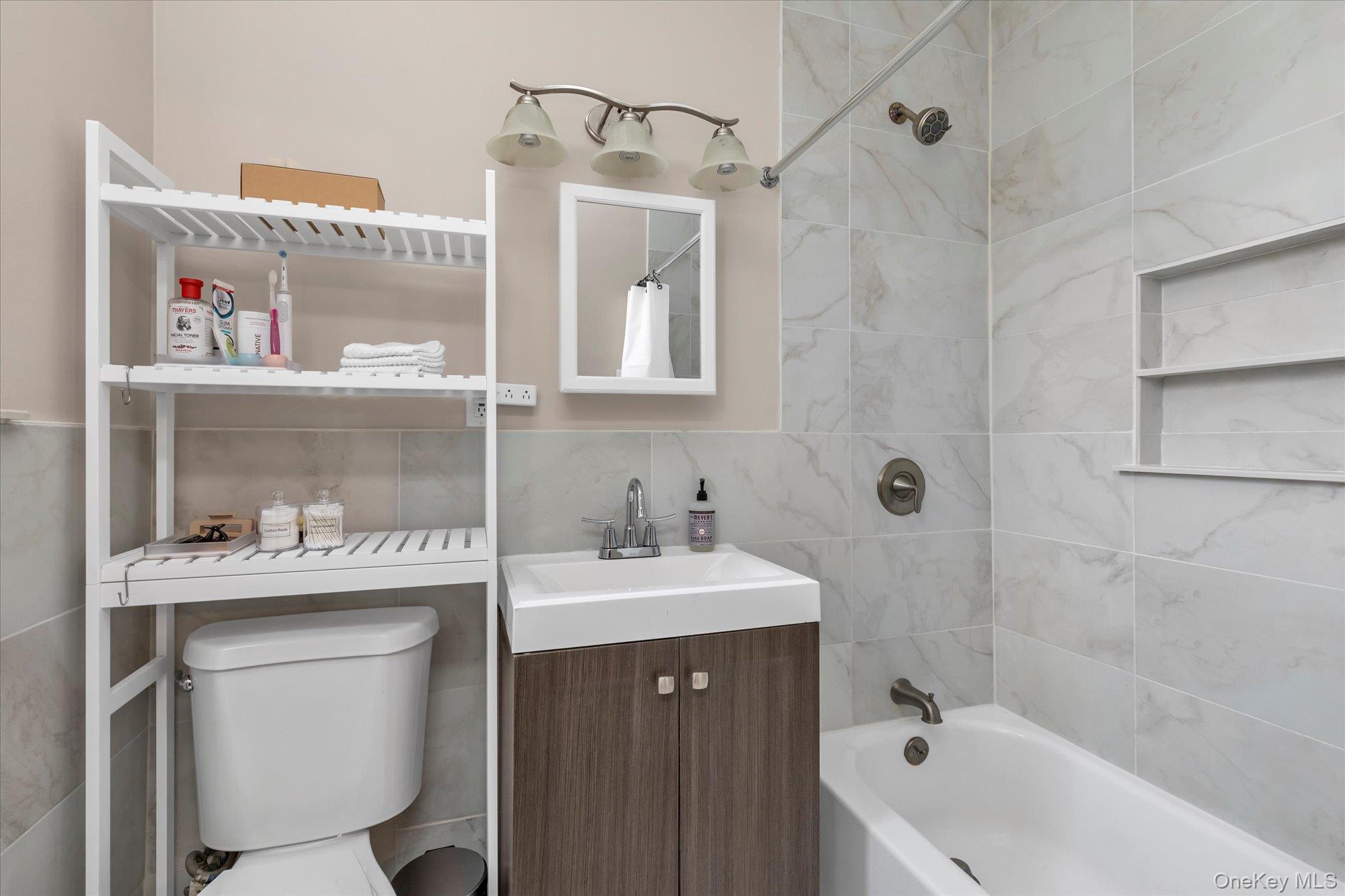 #10 photo, 160-15 Powells Cove Boulevard, Beechhurst , NY 11357