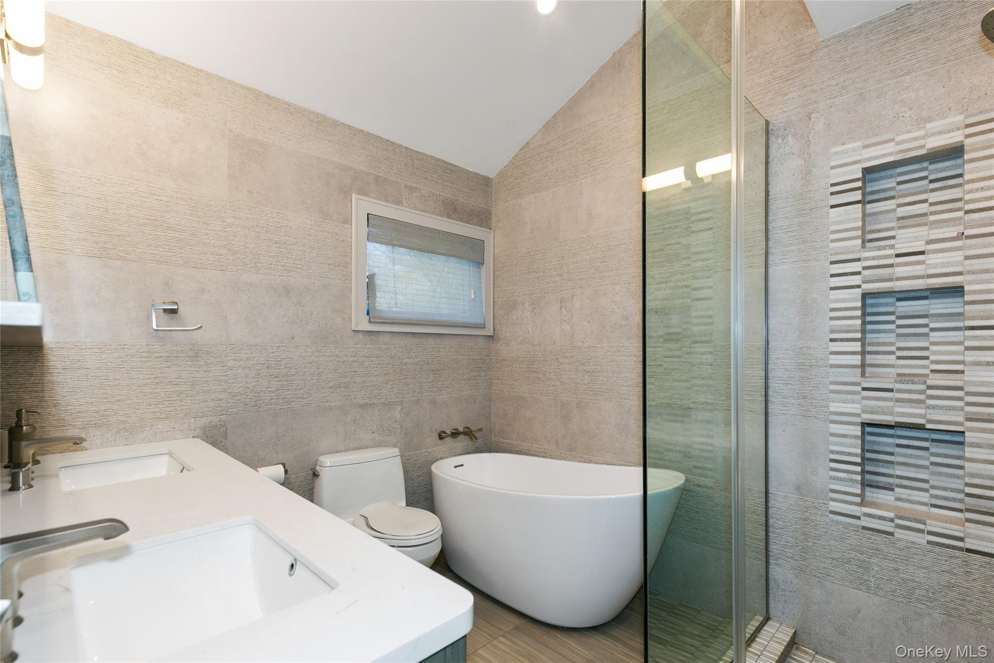 #14 photo, 22 Olive Street, Lake Success , NY 11020