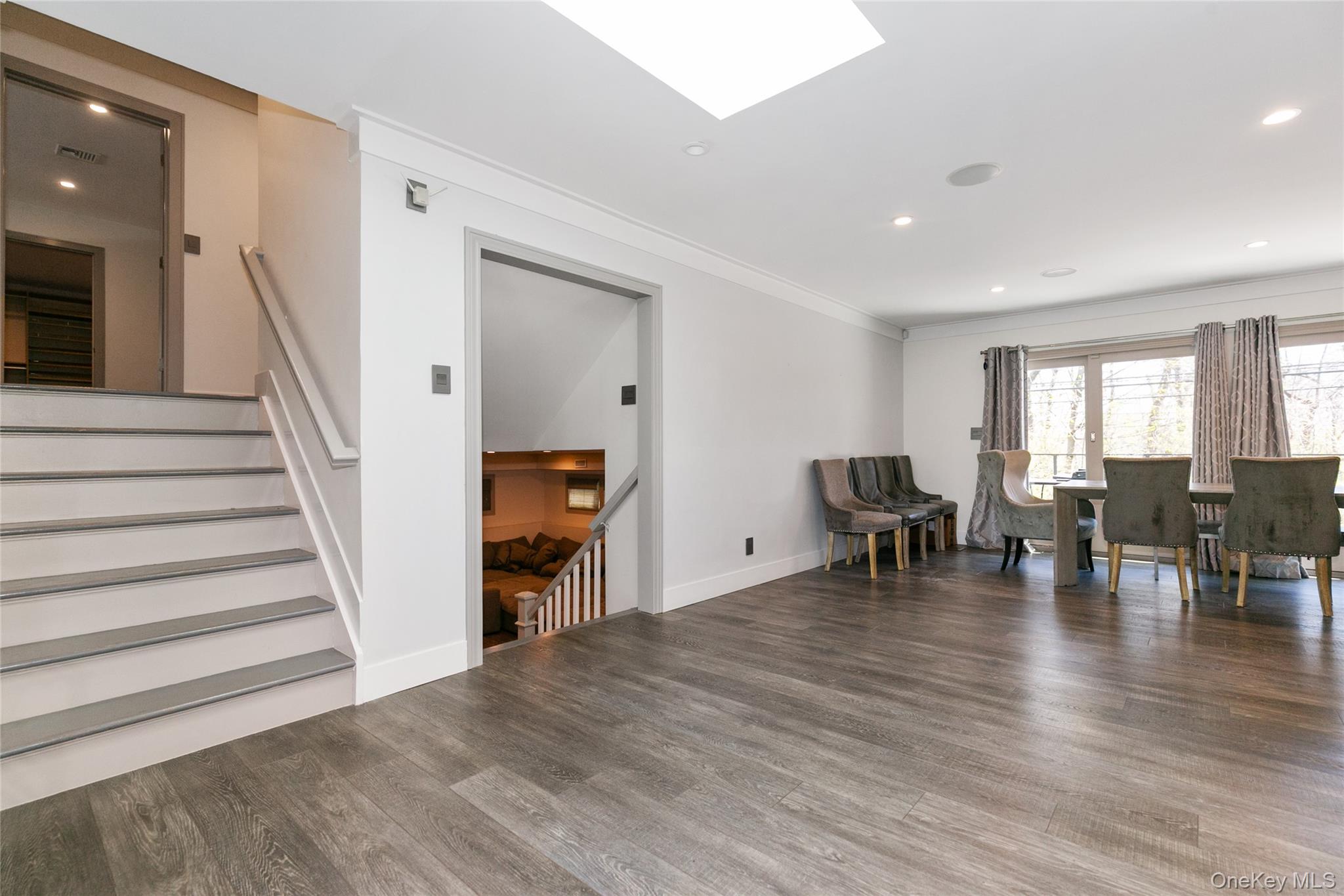 #4 photo, 22 Olive Street, Lake Success , NY 11020