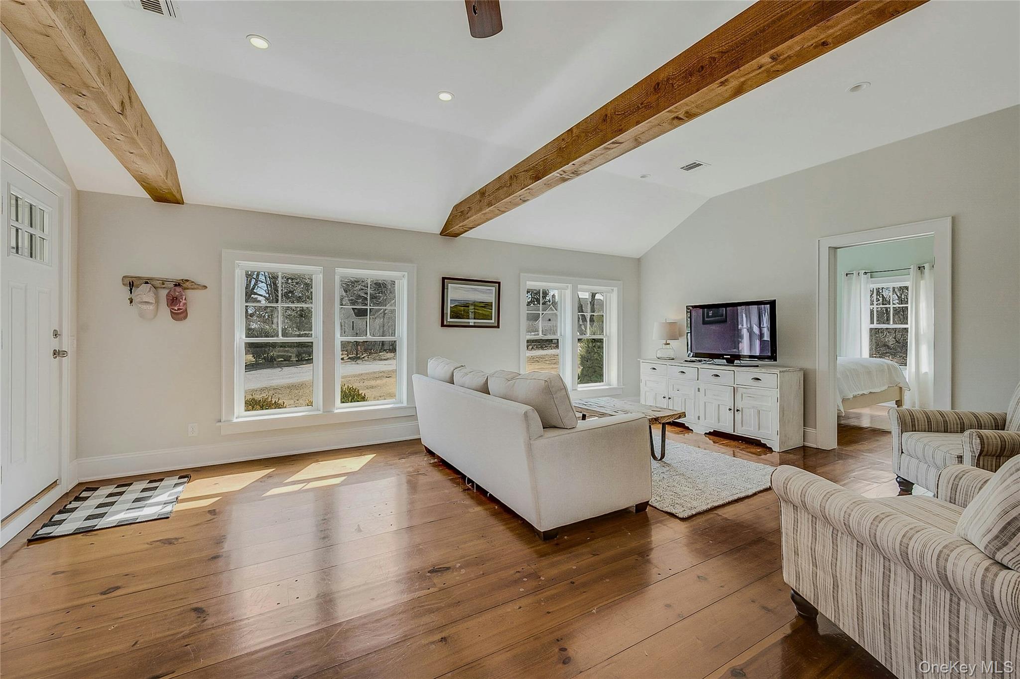 #4 photo, 635 Strohson Road, Cutchogue , NY 11935