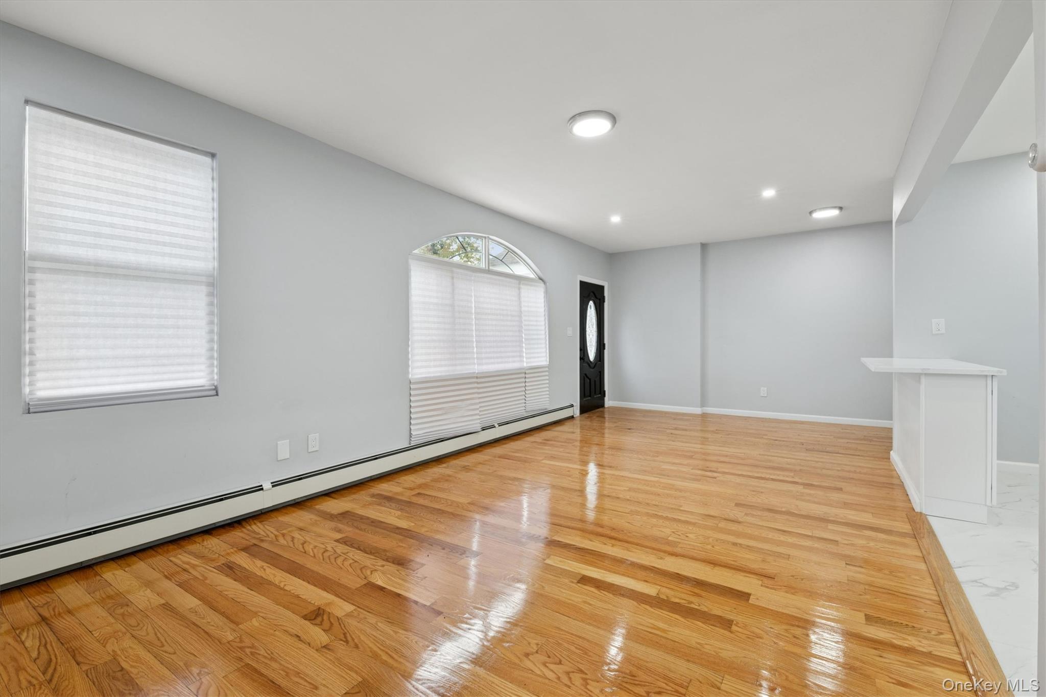 #6 photo, 16416 115th Avenue, Jamaica , NY 11434