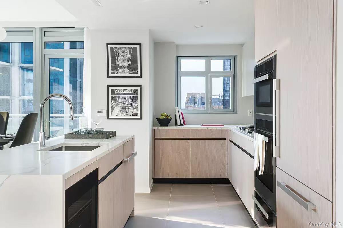 #3 photo, 13327 39th Avenue, Flushing , NY 11354