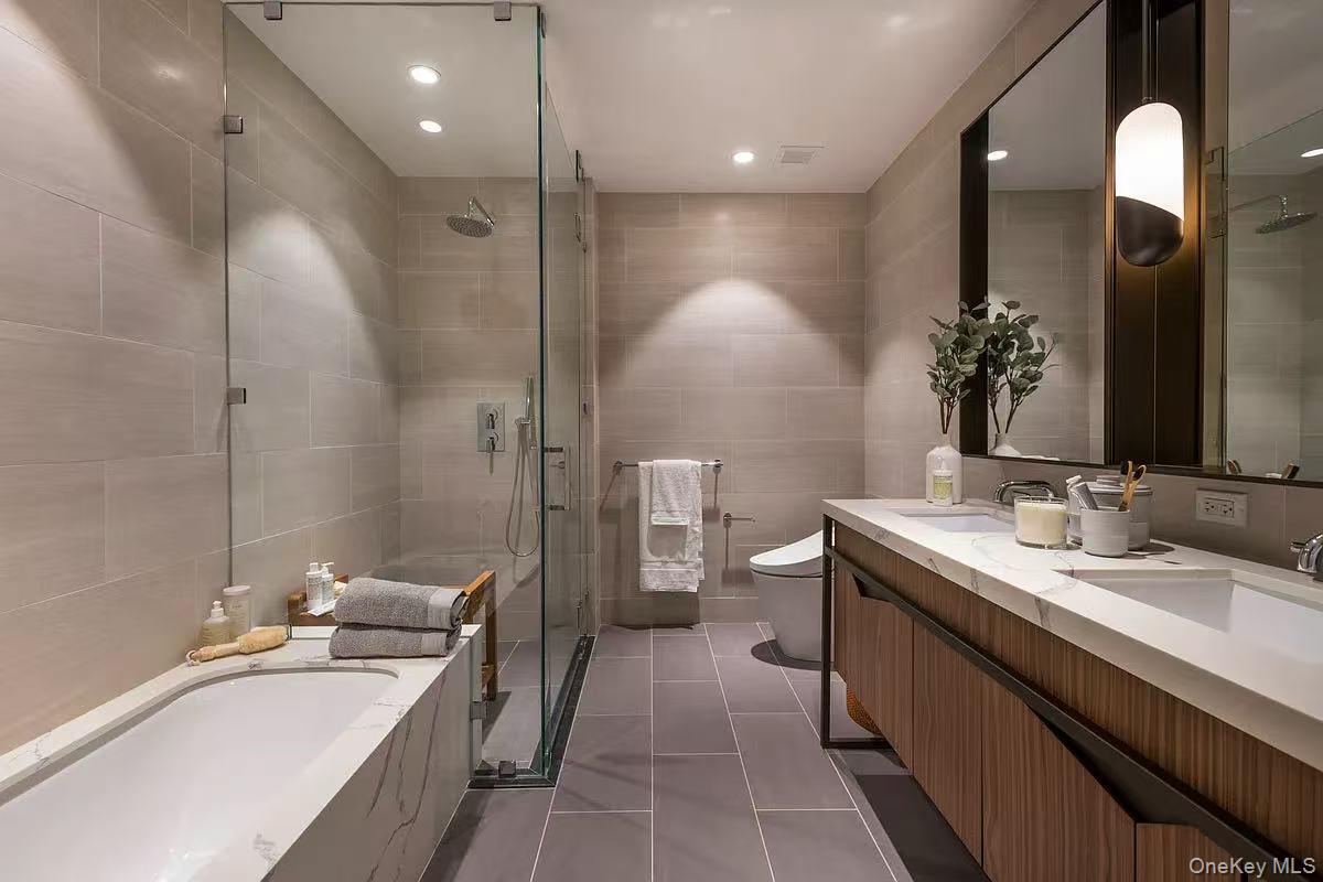 #7 photo, 13327 39th Avenue, Flushing , NY 11354