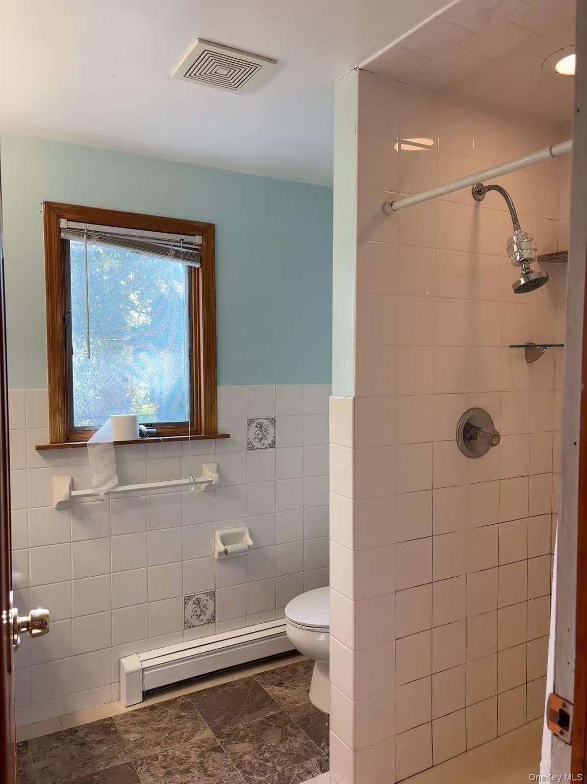 #18 photo, 1010 Brent Drive, Wantagh , NY 11793