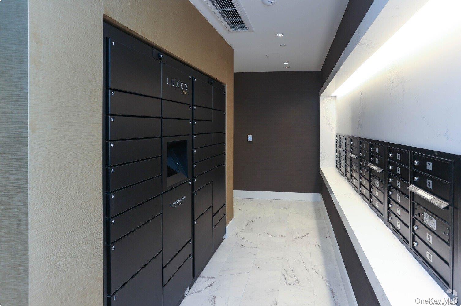 #8 photo, 241-15 Northern Boulevard, Little Neck , NY 11362