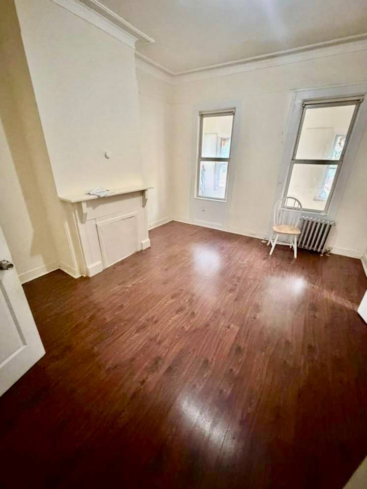 #35 photo, 406 Chestnut St, East New York , NY 11208