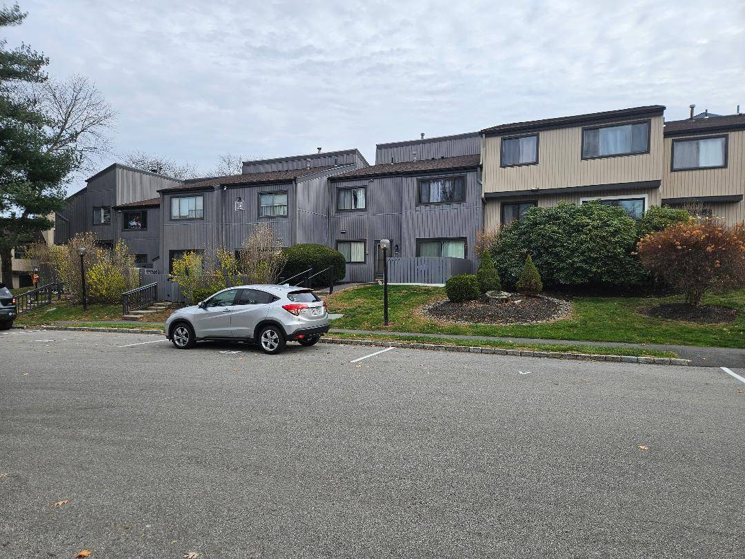 #4 photo, 2605 Fox Lane, Poughkeepsie , NY 12603