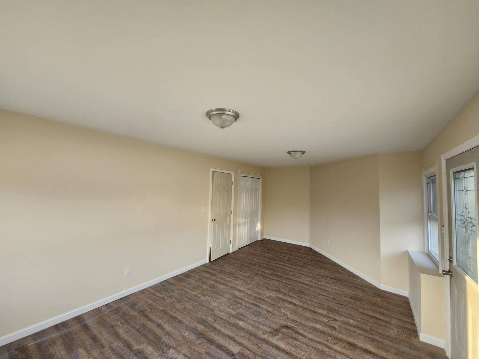 #3 photo, 24 Poplar Pl, #2, Bay Shore , NY 11706