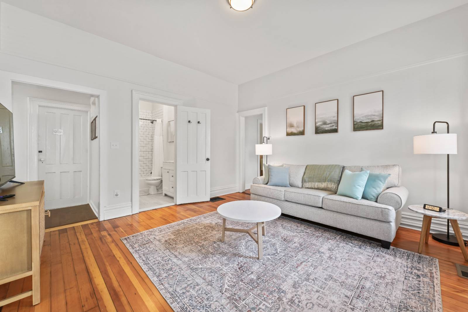 #8 photo, 1 Oak Street, Saratoga Springs , NY 12866