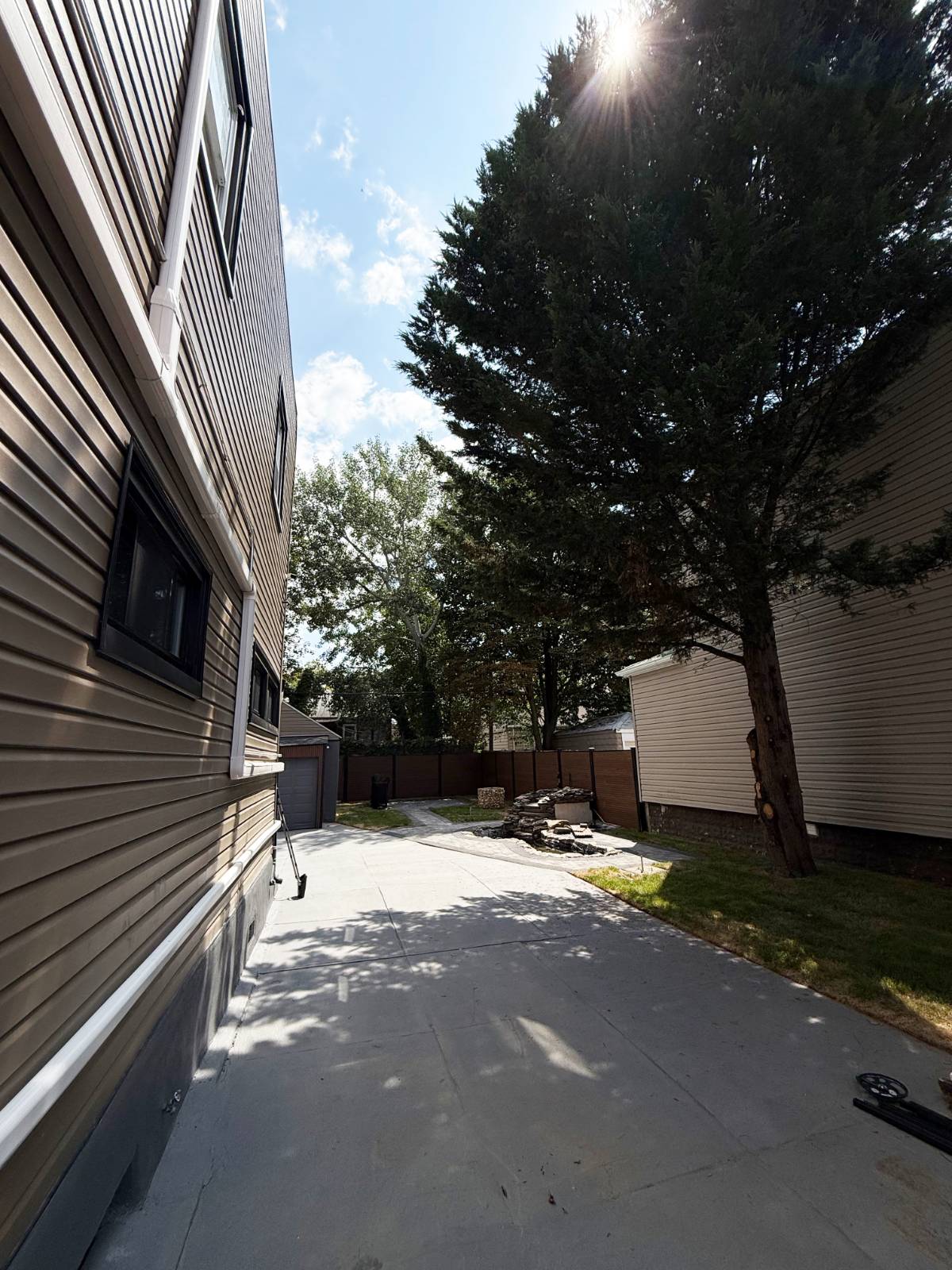 #29 photo, 1647 East 48th, Flatlands , NY 11234