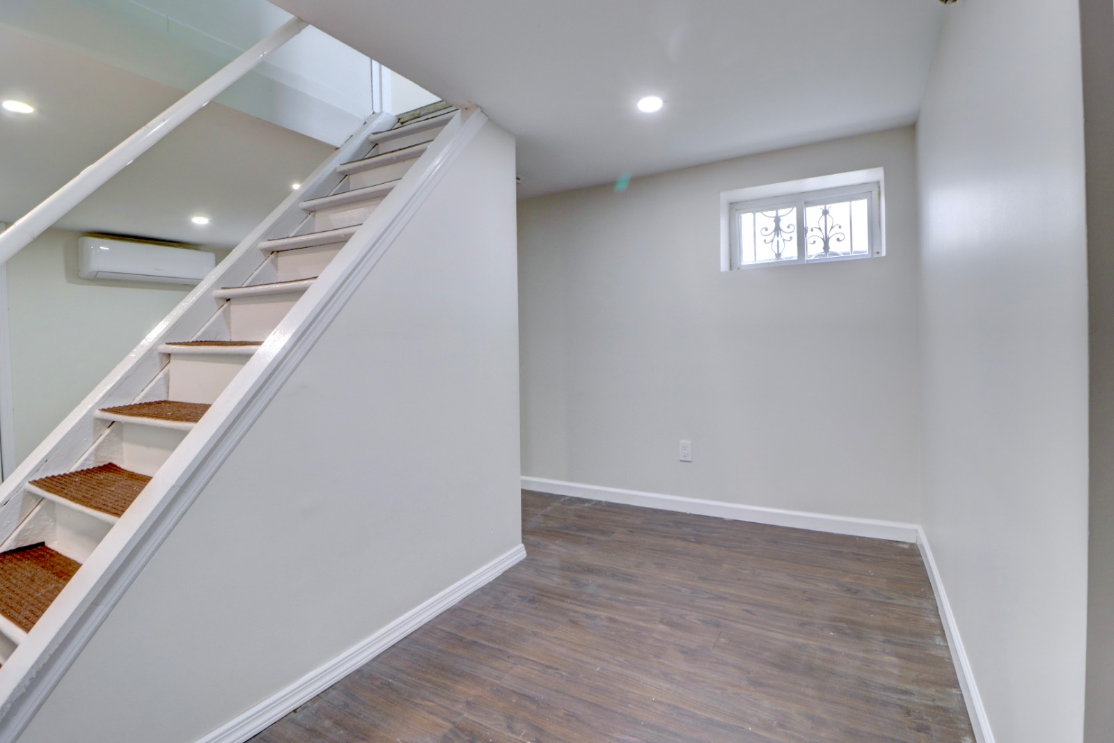 #15 photo, 13011 147 street, Jamaica , NY 11436