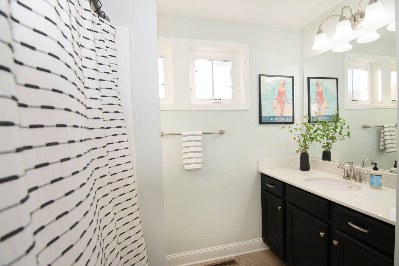 #49 photo, 26 Saw Mill Ct, Saratoga Springs , NY 12866