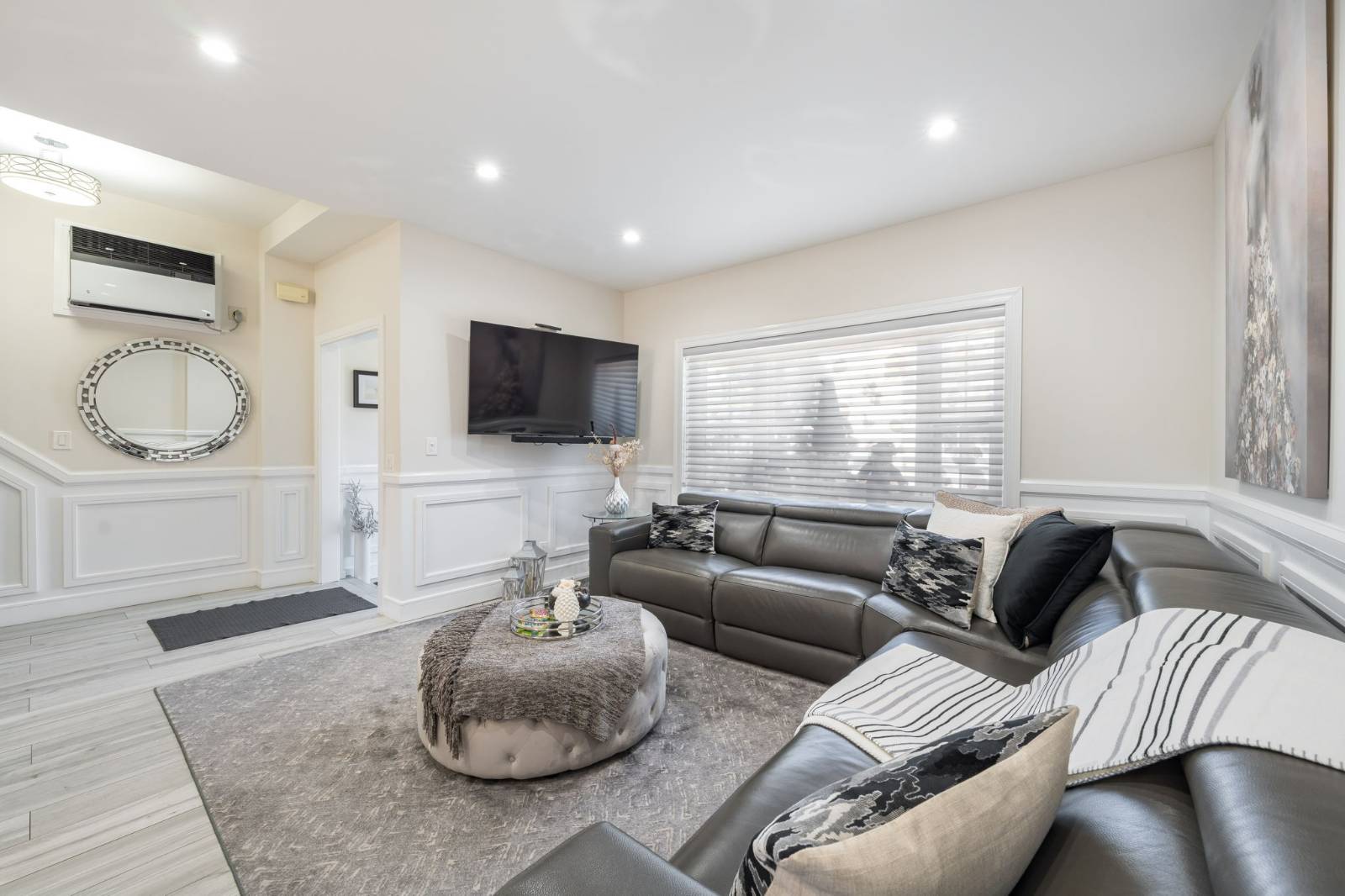 #5 photo, 58-33 71 St, Maspeth , NY 11378