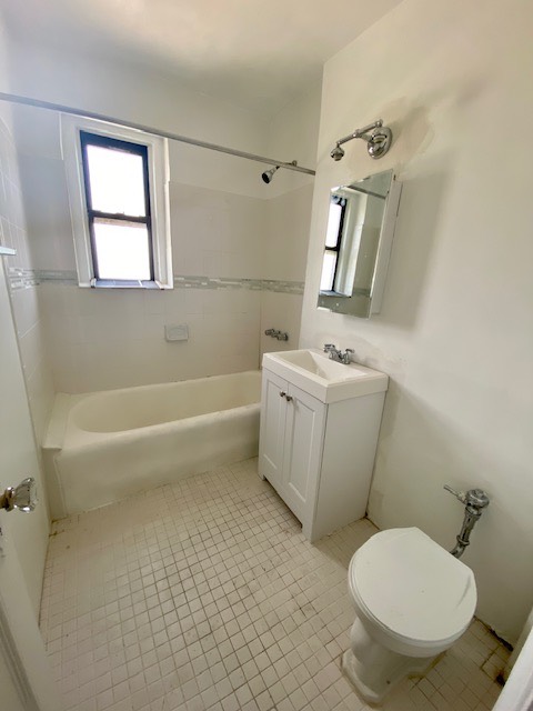 #9 photo, 42 Barker Ave, #1B, White Plains , NY 10601