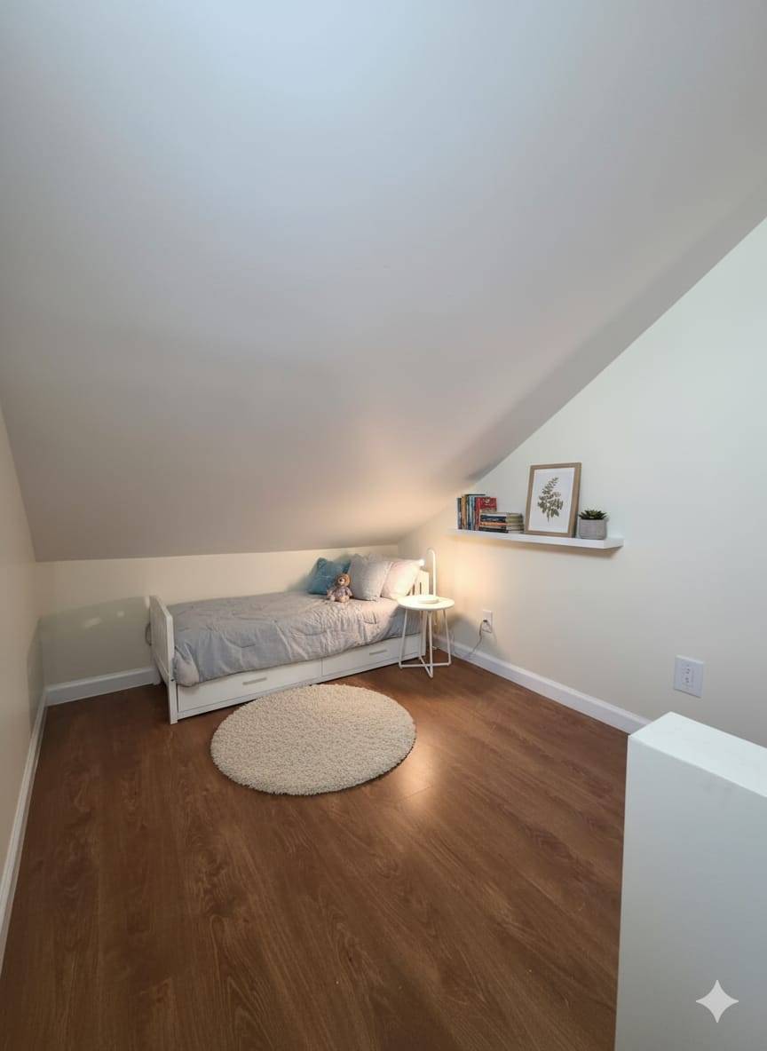 #10 photo, 10035  204th Street, Hollis , NY 11423