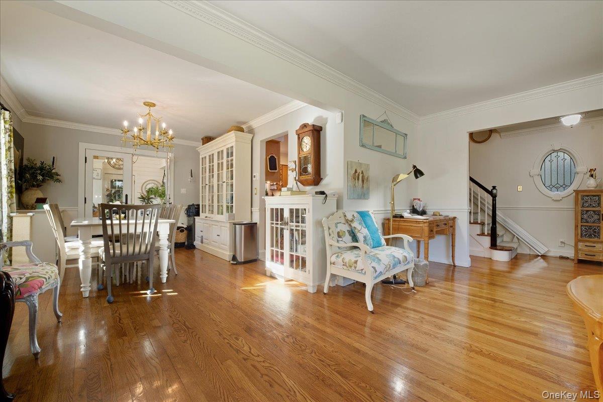 #4 photo, 72 Harrison Street, Garden City , NY 11530