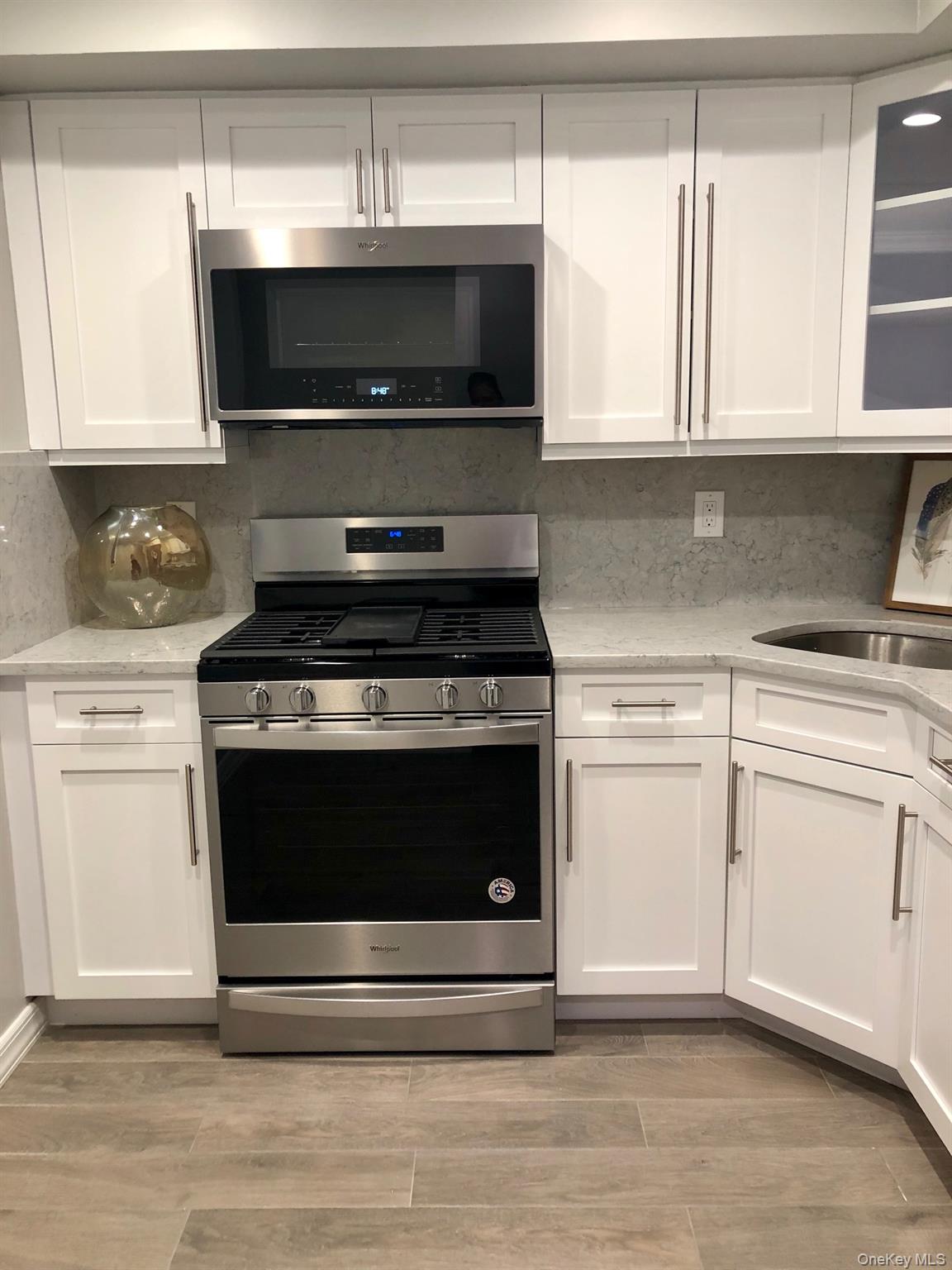 #2 photo, 10 Westwood Drive, Westbury , NY 11590