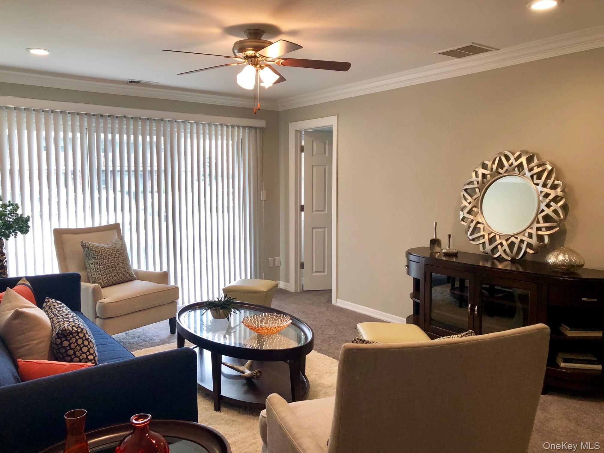 #5 photo, 10 Westwood Drive, Westbury , NY 11590