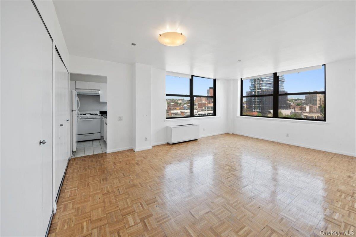 #2 photo, 23 Water Grant Street, Yonkers , NY 10701