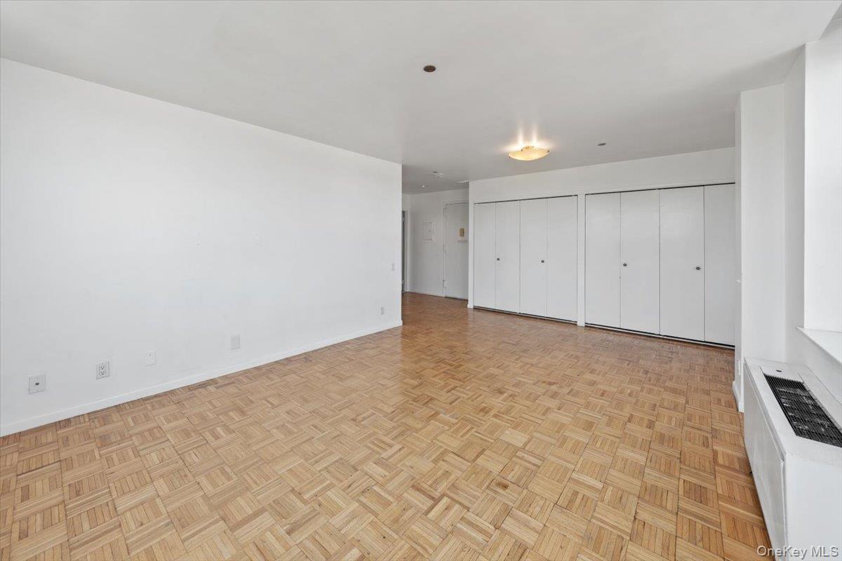 #8 photo, 23 Water Grant Street, Yonkers , NY 10701