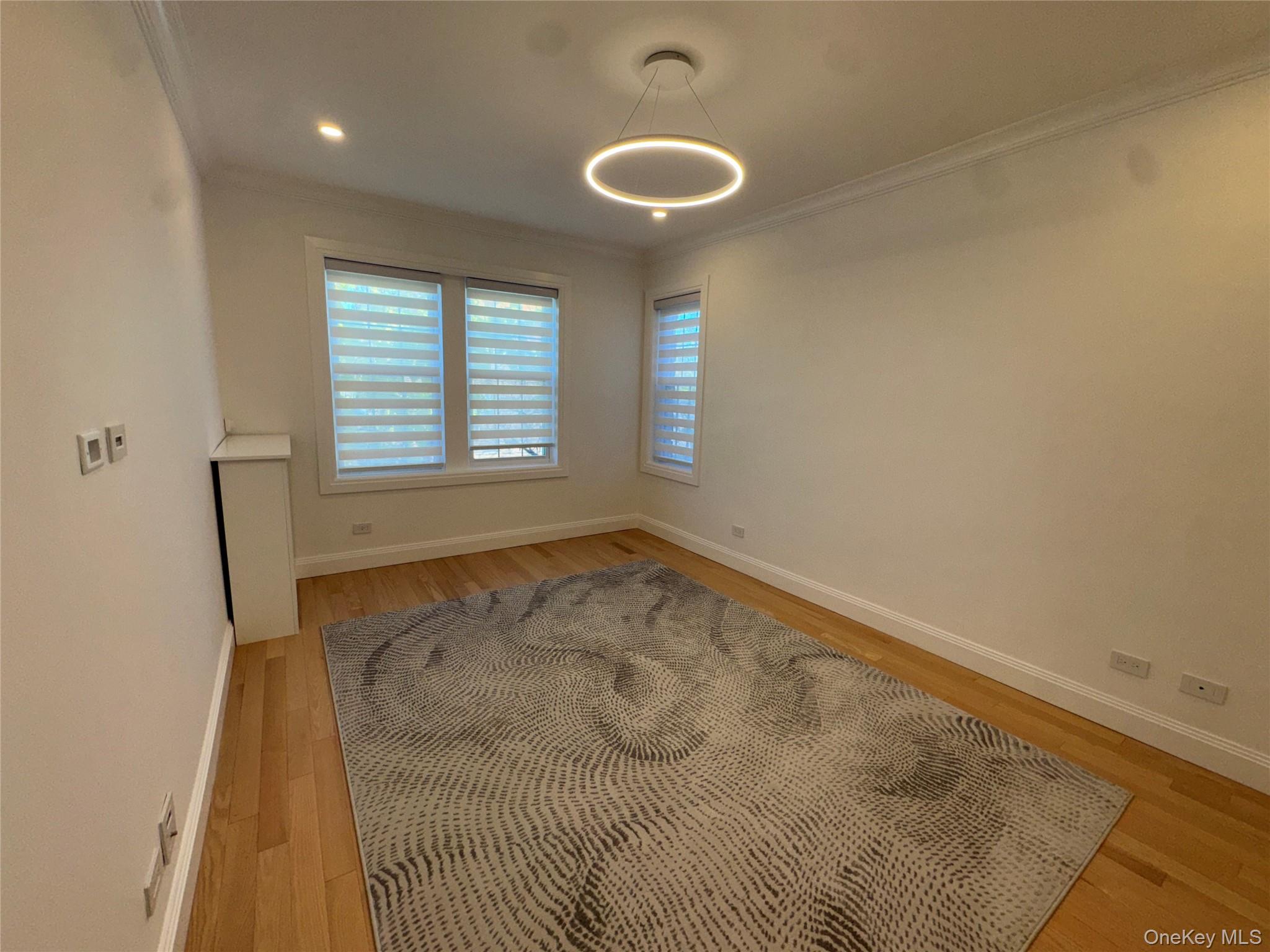 #5 photo, 85 N Broadway, White Plains , NY 10603