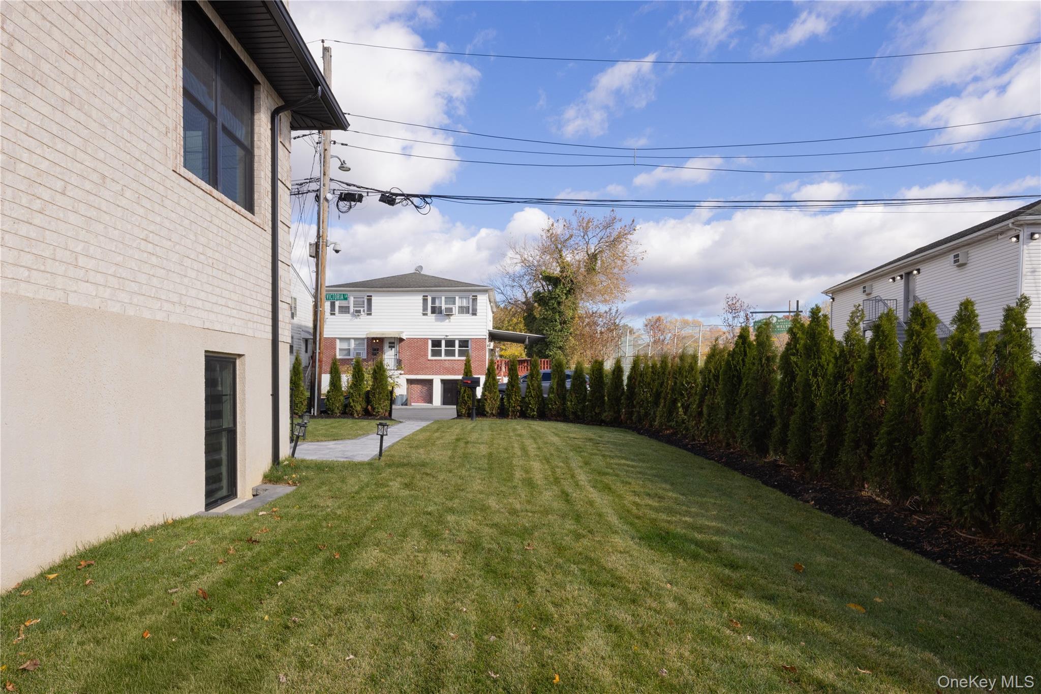 #10 photo, 1 Victoria Lane, Yonkers , NY 10701