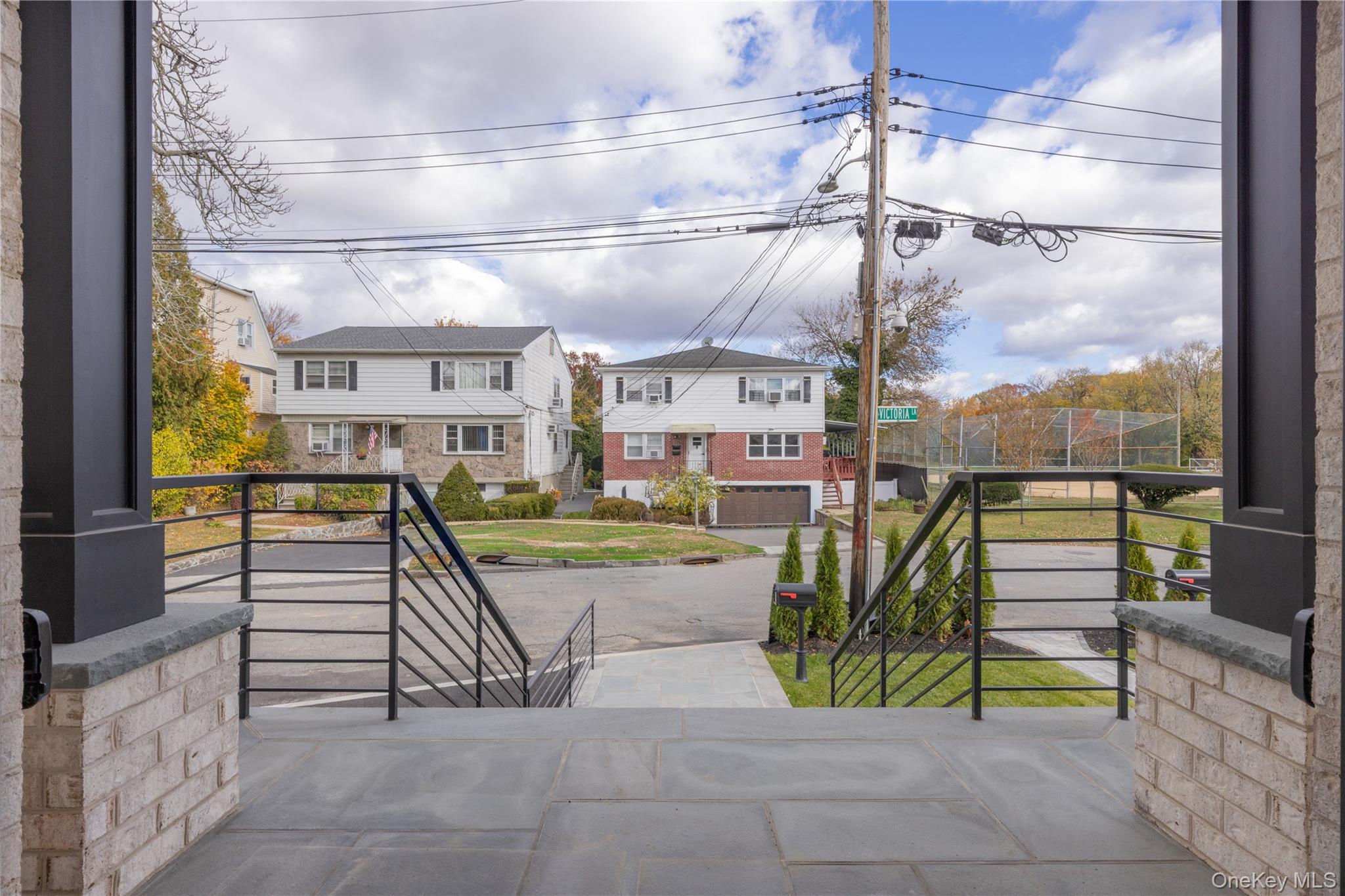 #6 photo, 1 Victoria Lane, Yonkers , NY 10701