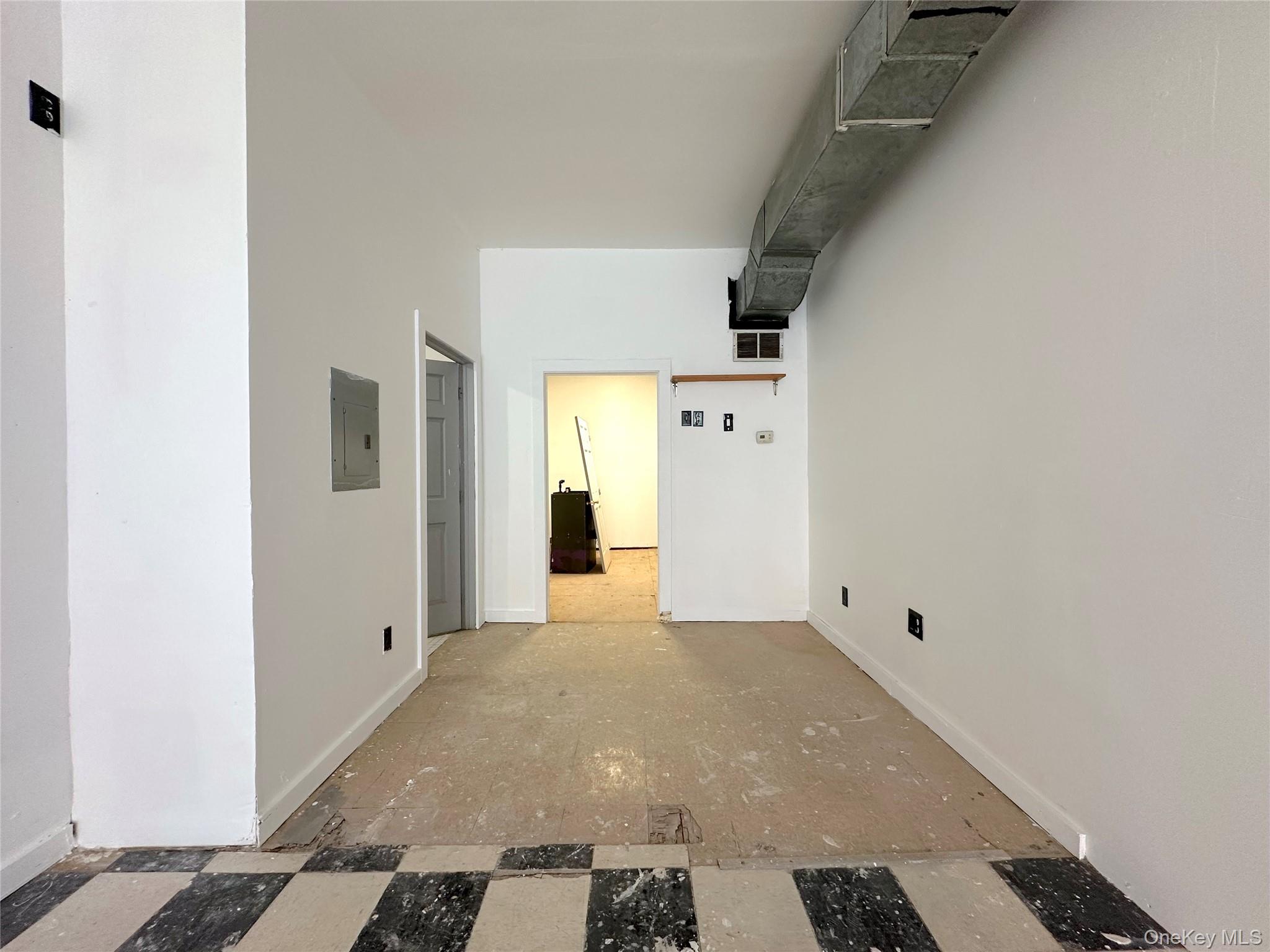 #4 photo, 102 Overlook Place, Newburgh , NY 12550