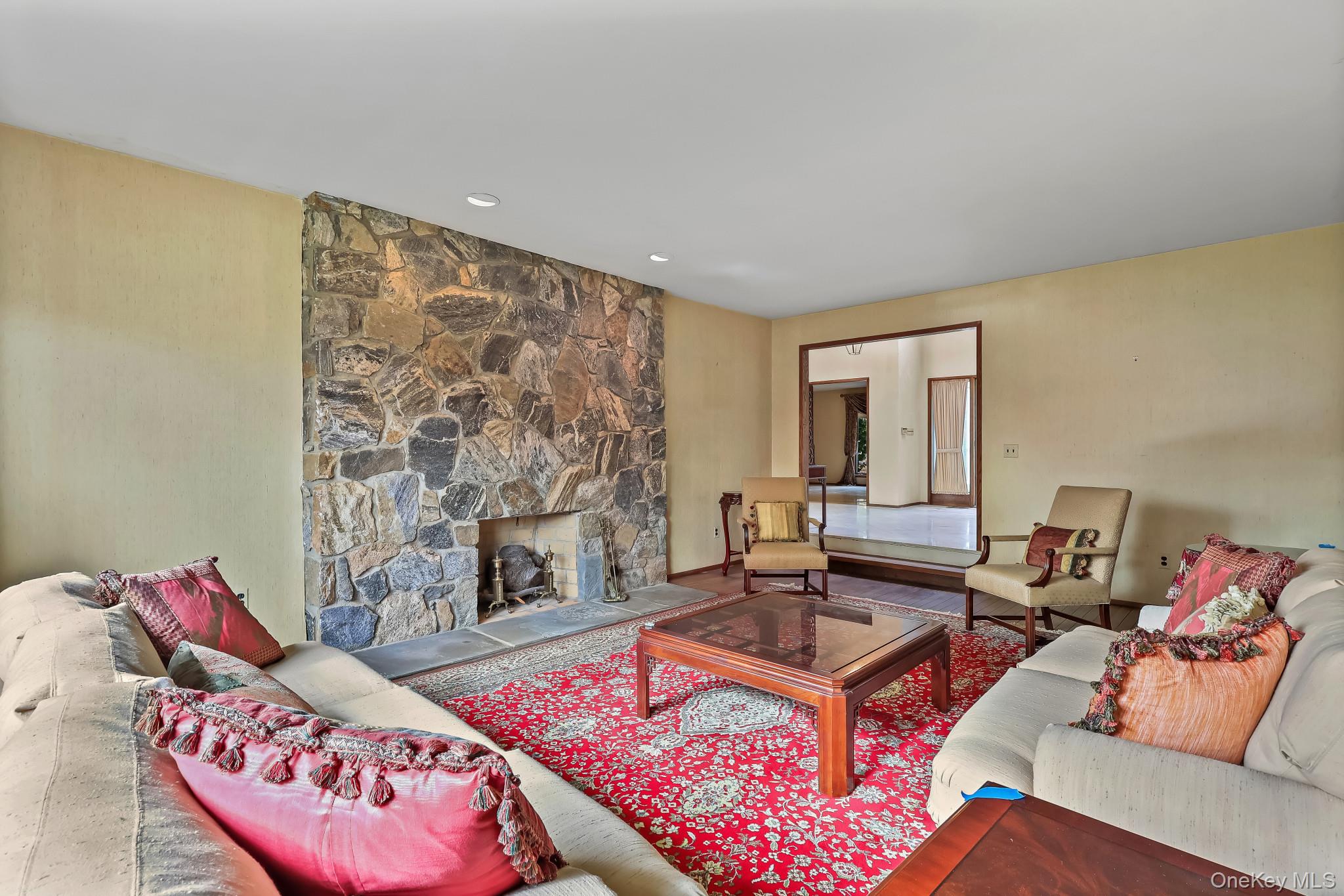 #7 photo, 37 Century Trail, Harrison , NY 10528