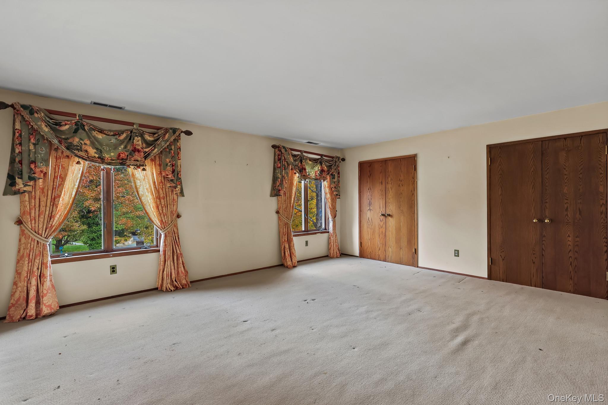 #8 photo, 37 Century Trail, Harrison , NY 10528