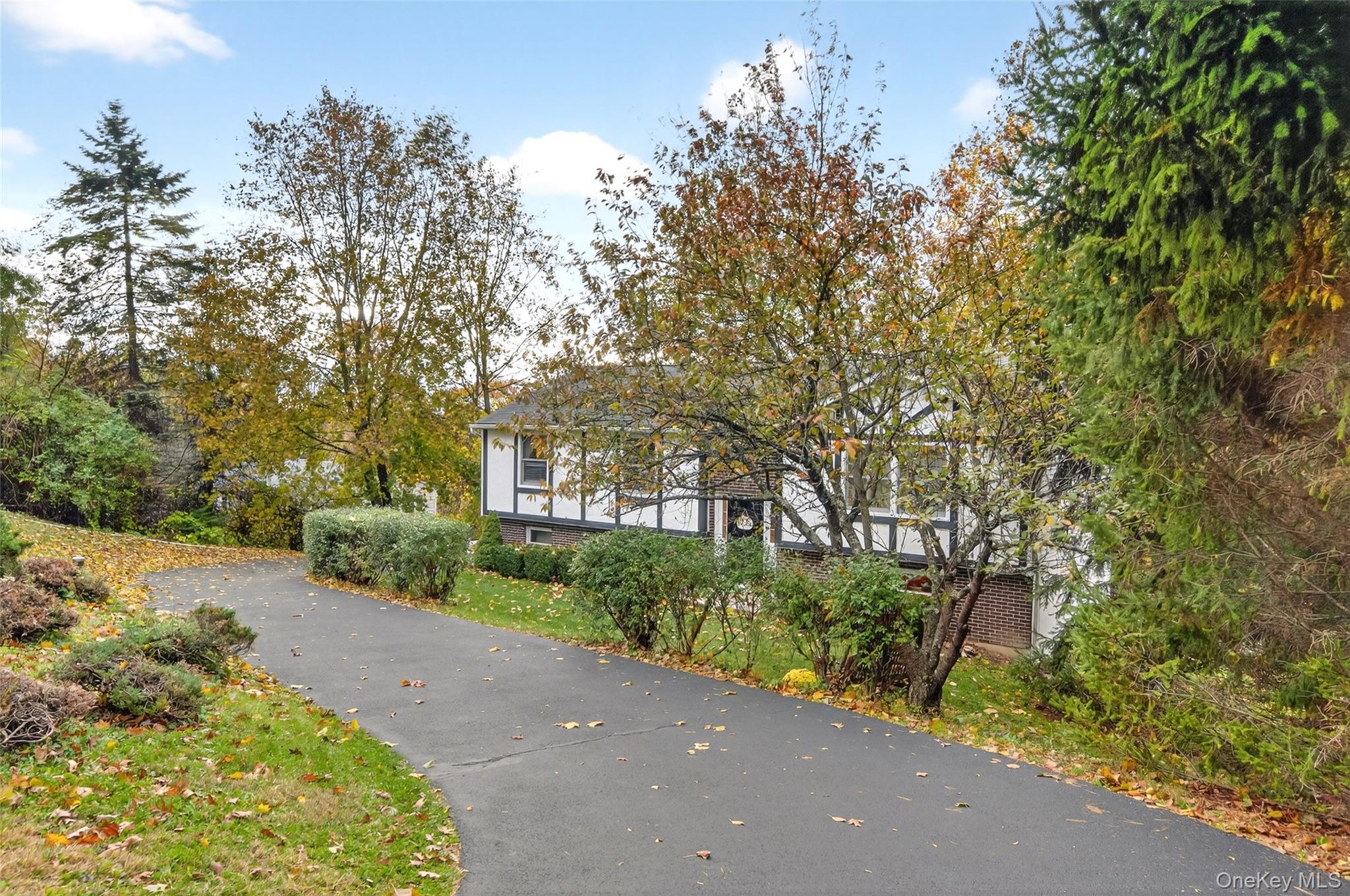 #3 photo, 7 Colleen Lane, Wallkill , NY 12589