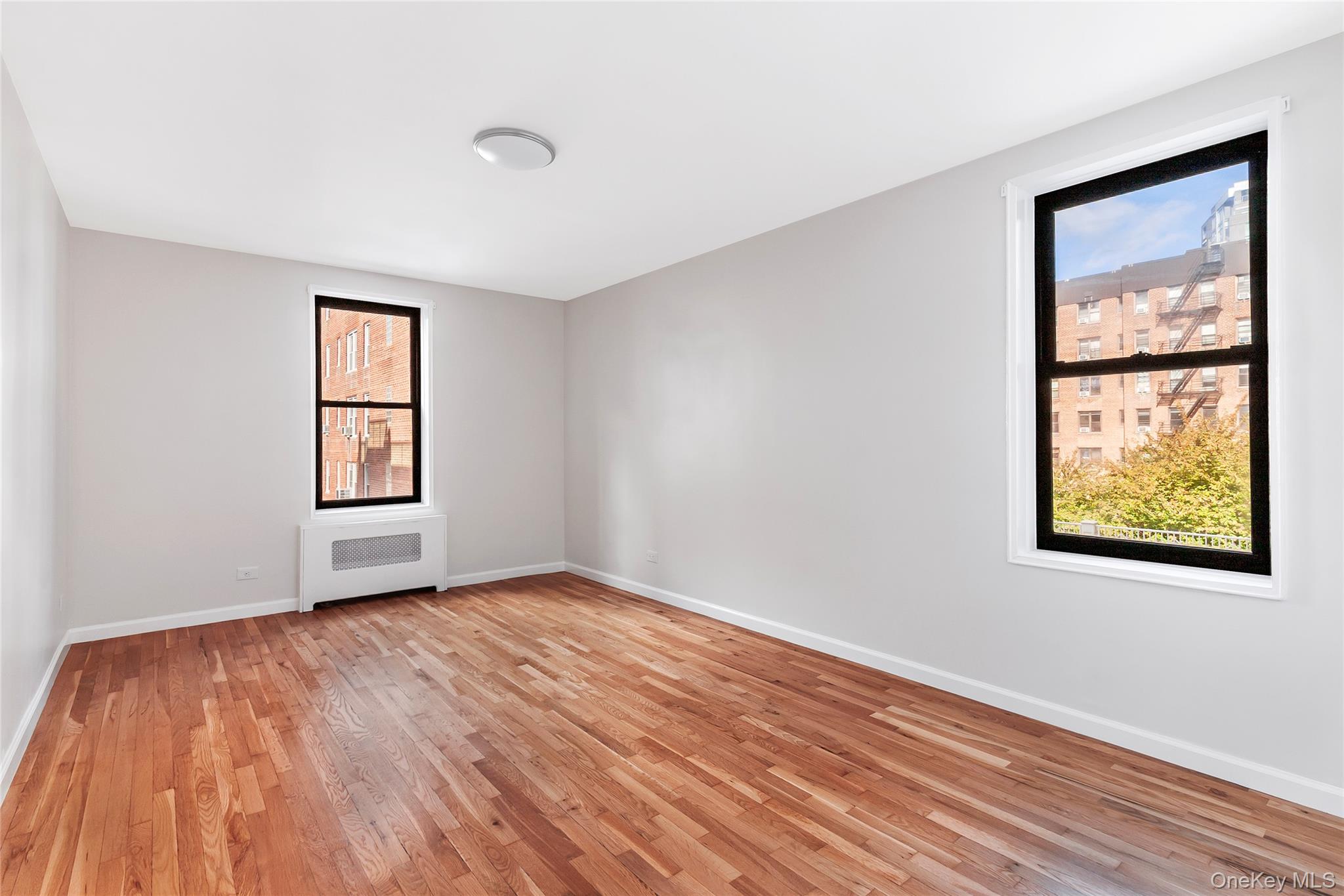 #7 photo, 525 W 235th Street, Bronx , NY 10463