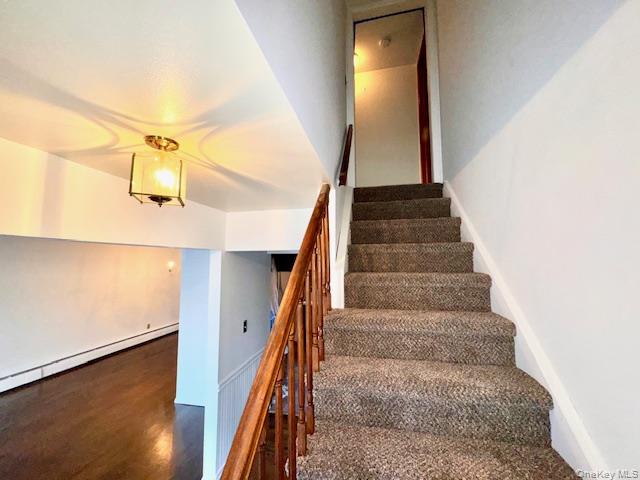 #10 photo, 1 Abbie Lane, Hyde Park , NY 12538