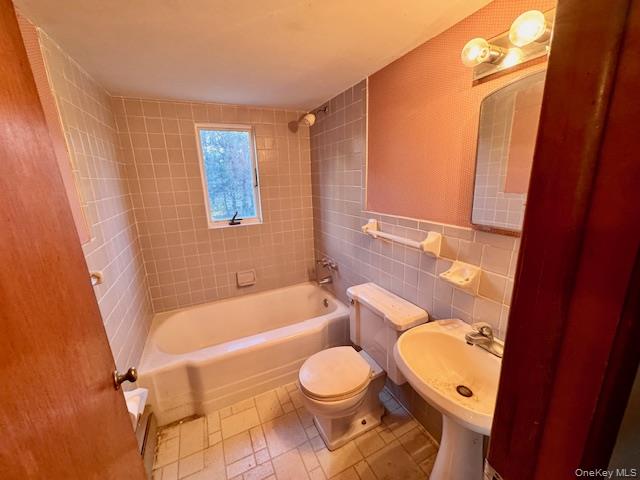 #13 photo, 1 Abbie Lane, Hyde Park , NY 12538