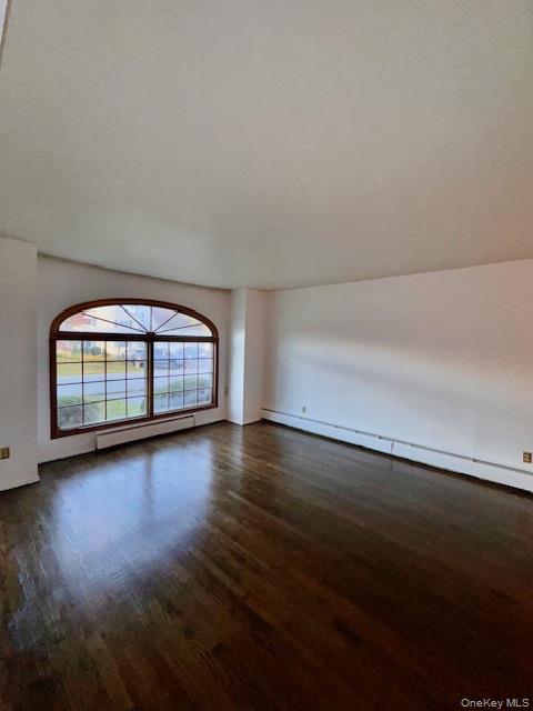 #4 photo, 1 Abbie Lane, Hyde Park , NY 12538