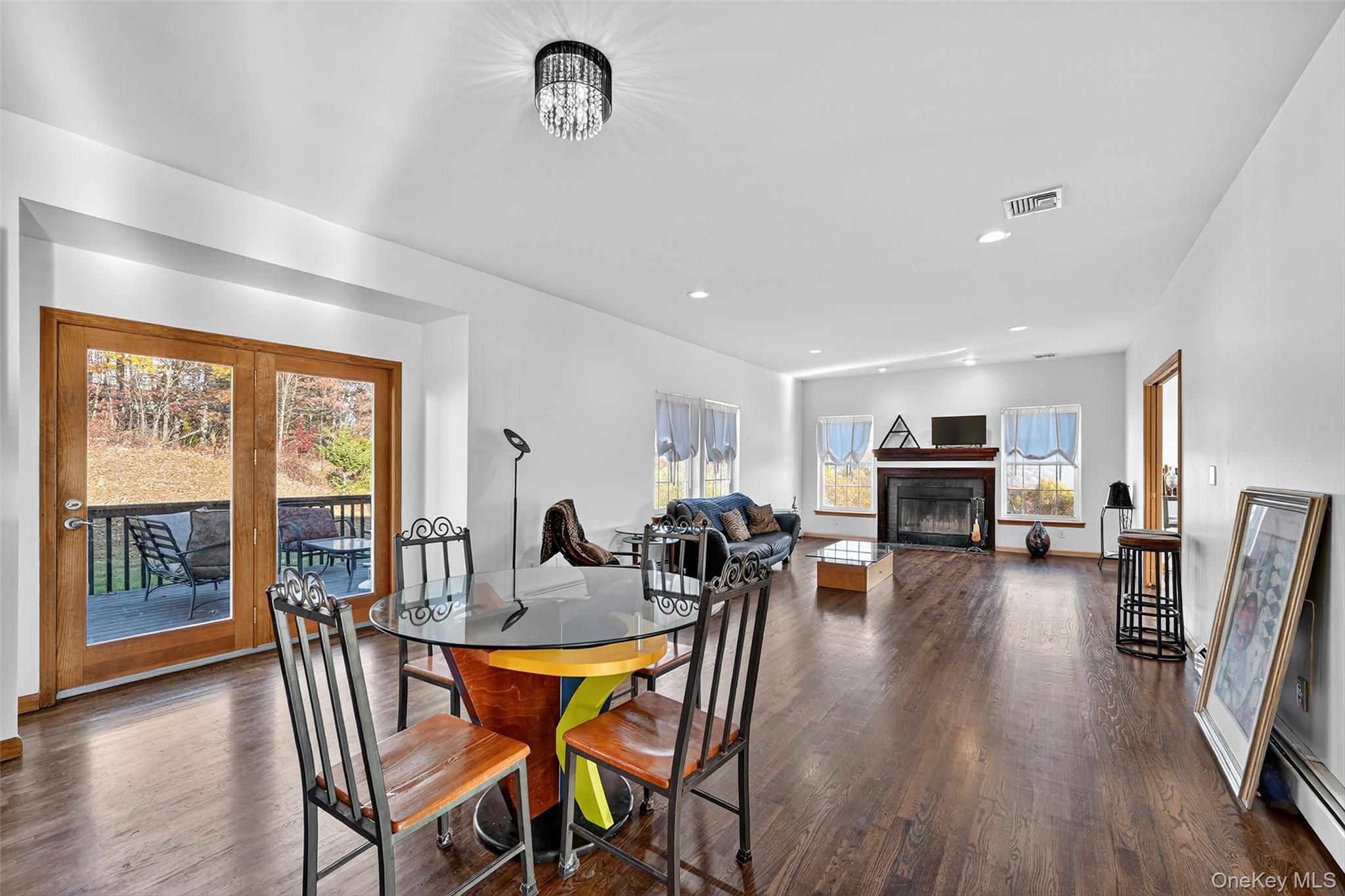 #14 photo, 8 Alloway Crescent, Highland Mills , NY 10930