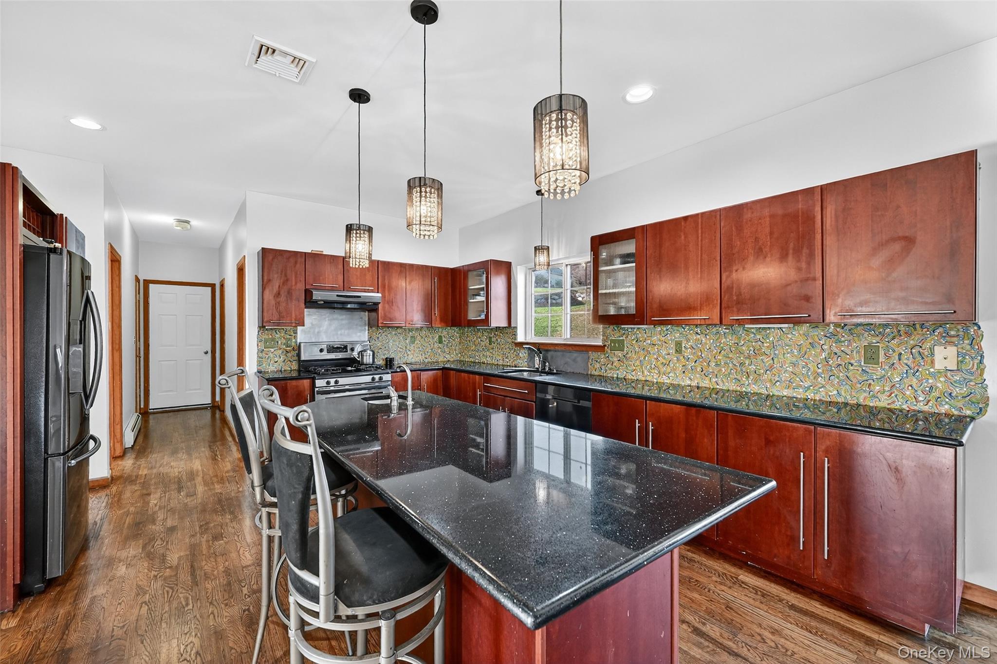 #15 photo, 8 Alloway Crescent, Highland Mills , NY 10930