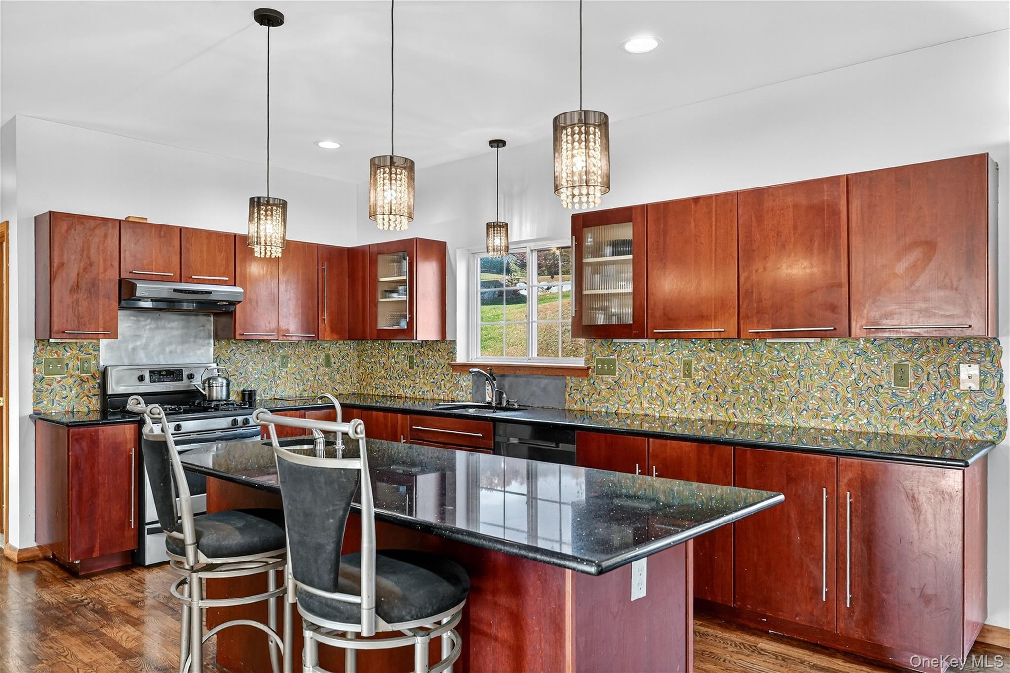 #16 photo, 8 Alloway Crescent, Highland Mills , NY 10930